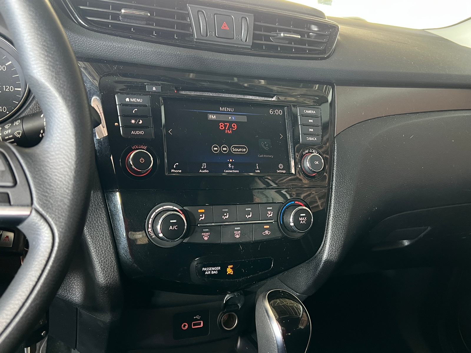 Thumbnail: 2019 Nissan Rogue Sport - 4