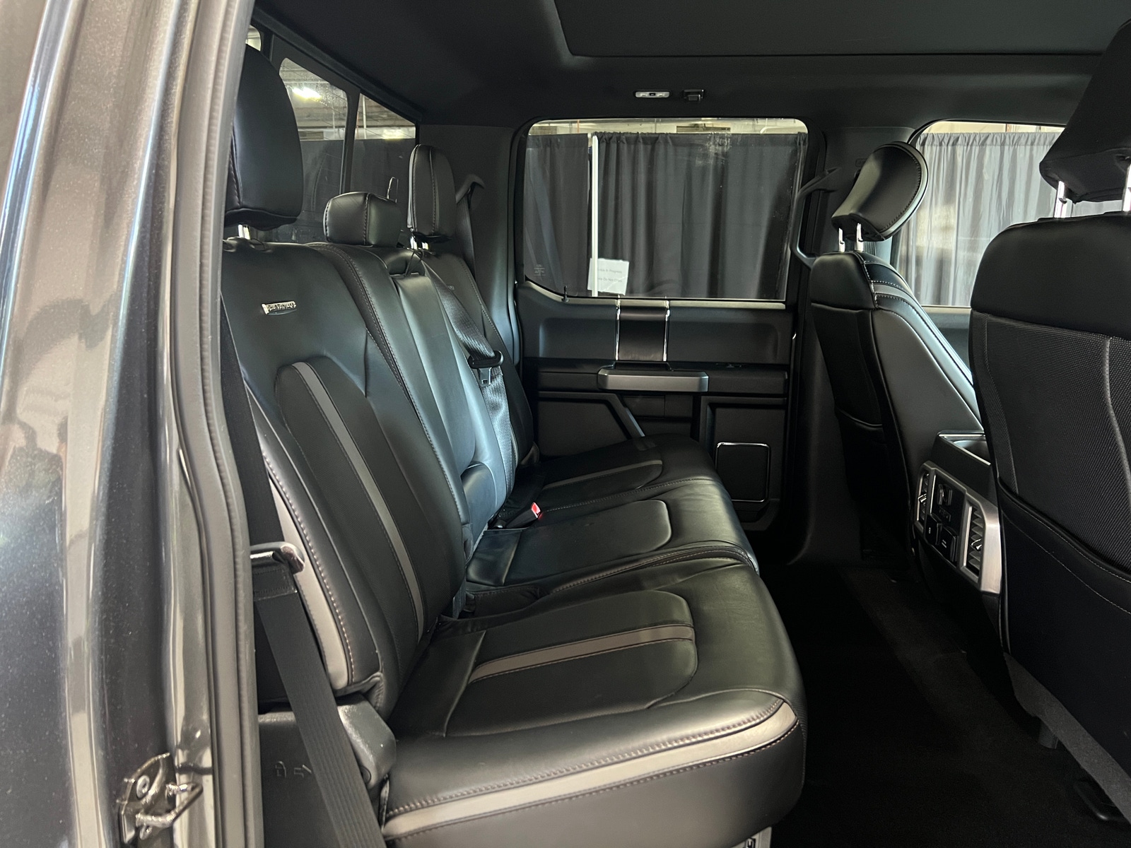 Thumbnail: 2018 Ford Econoline - 5