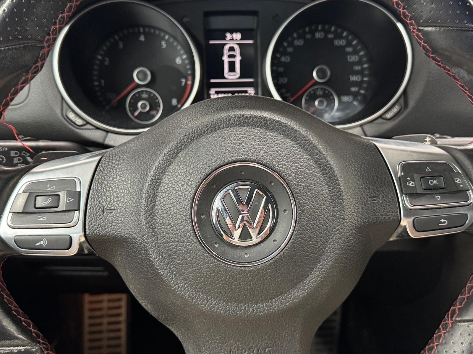 Thumbnail: 2013 Volkswagen Golf - 5