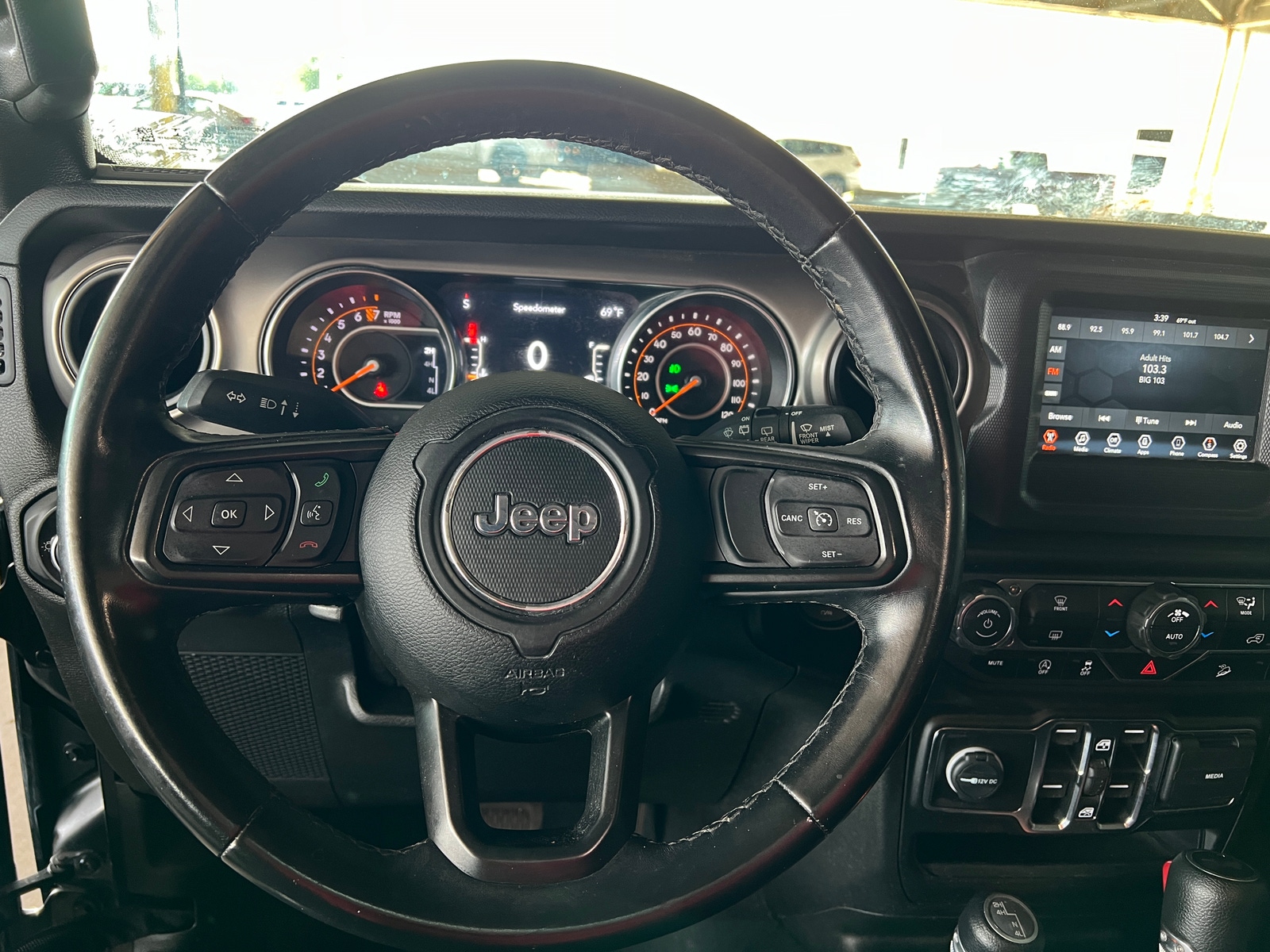 Thumbnail: 2020 Jeep Wrangler - 5