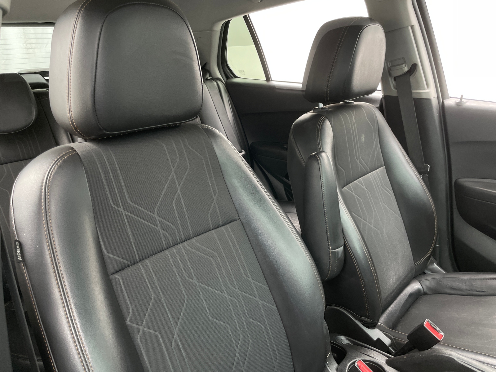 Thumbnail: 2020 Chevrolet Trax - 2