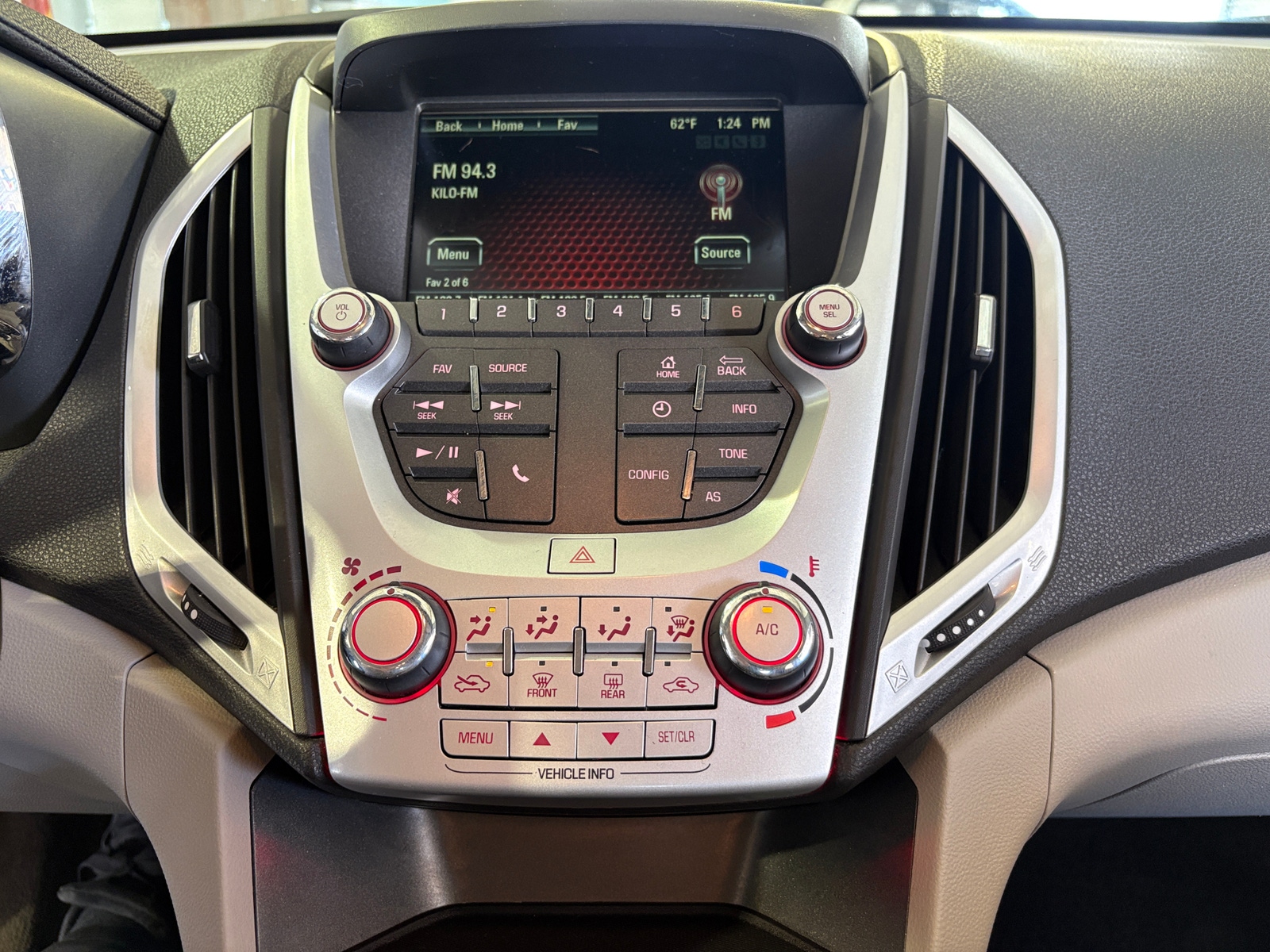 Thumbnail: 2016 GMC Terrain - 4
