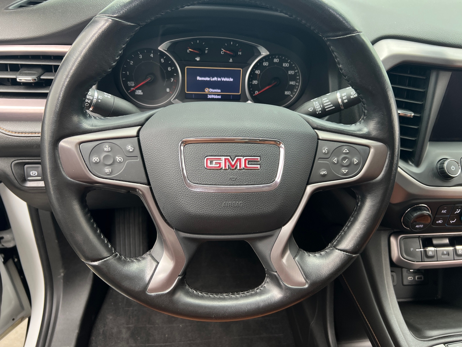 Thumbnail: 2020 GMC Acadia - 4