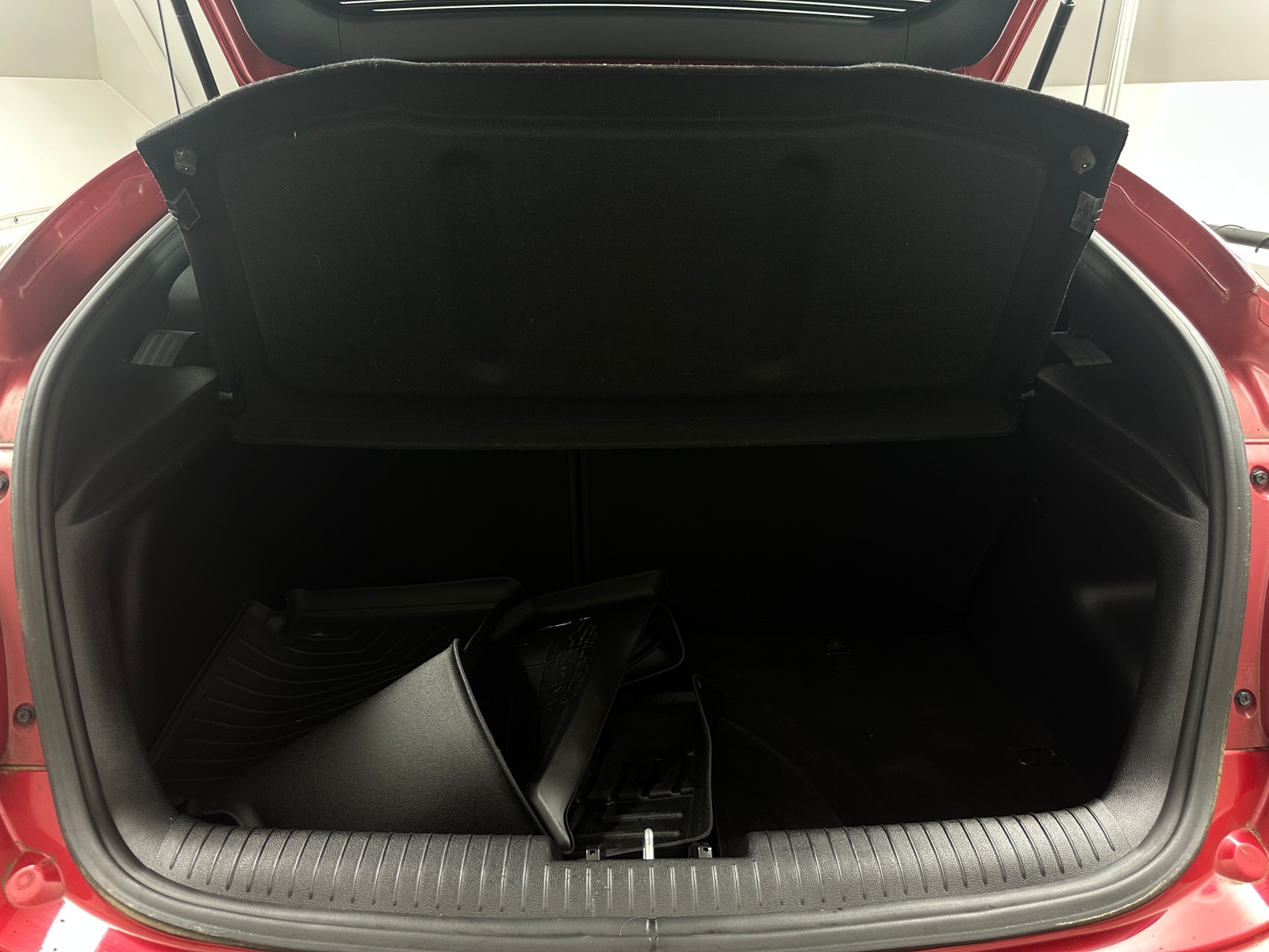 Thumbnail: 2016 Hyundai Veloster - 5