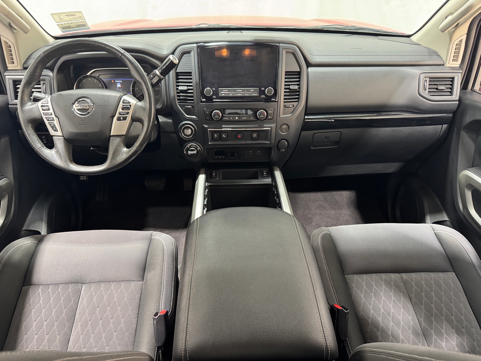Thumbnail: 2022 Nissan Titan - 3