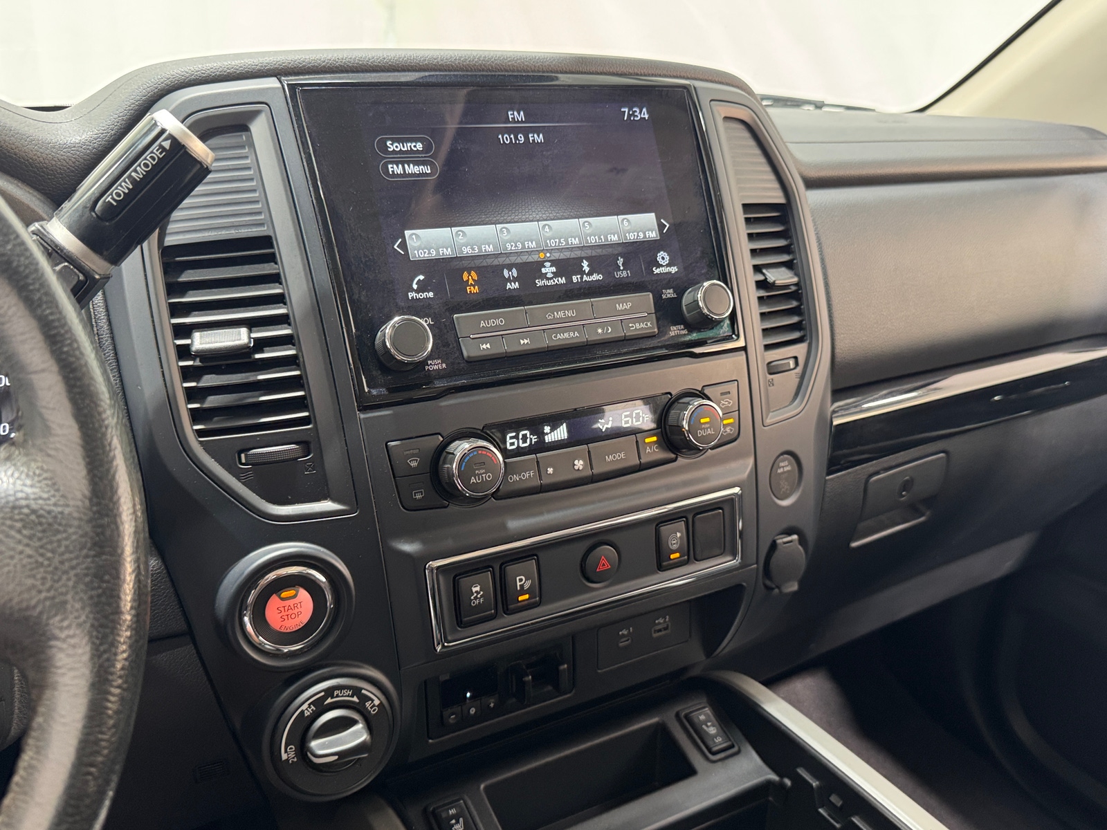 Thumbnail: 2022 Nissan Titan - 4