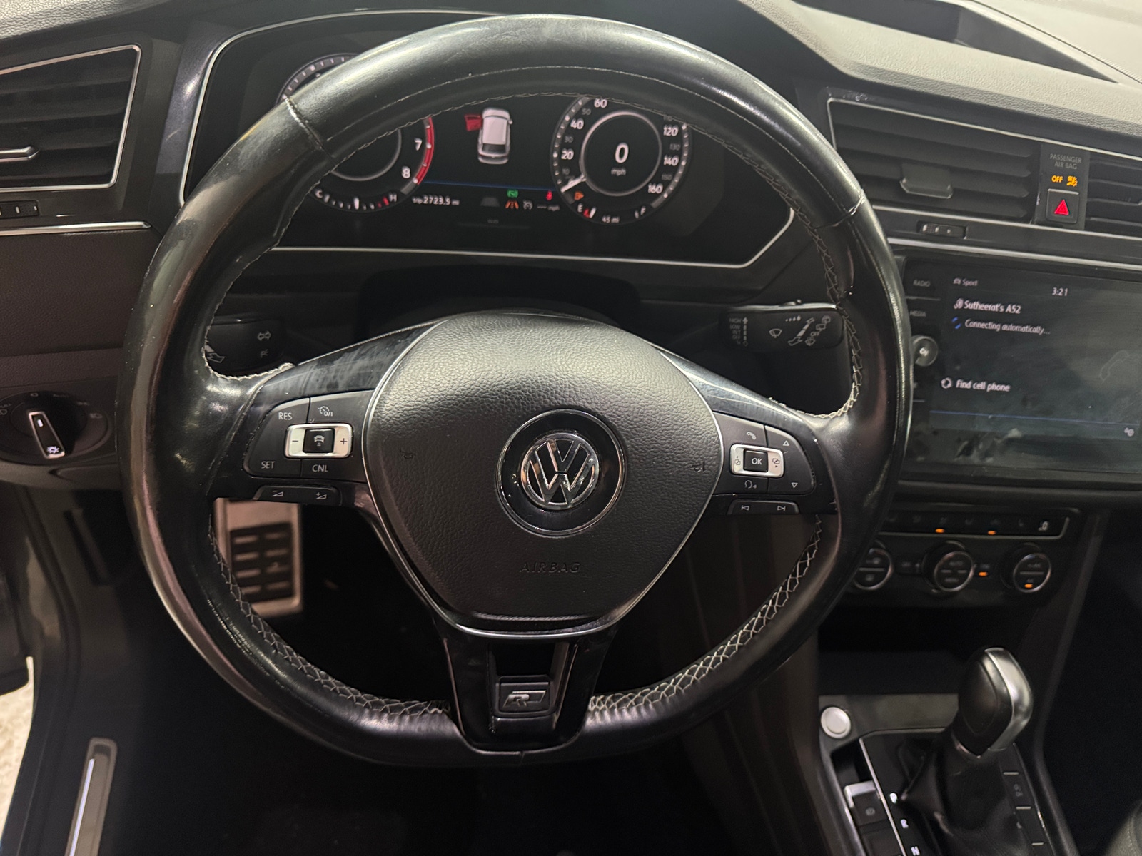 Thumbnail: 2018 Volkswagen Tiguan - 4