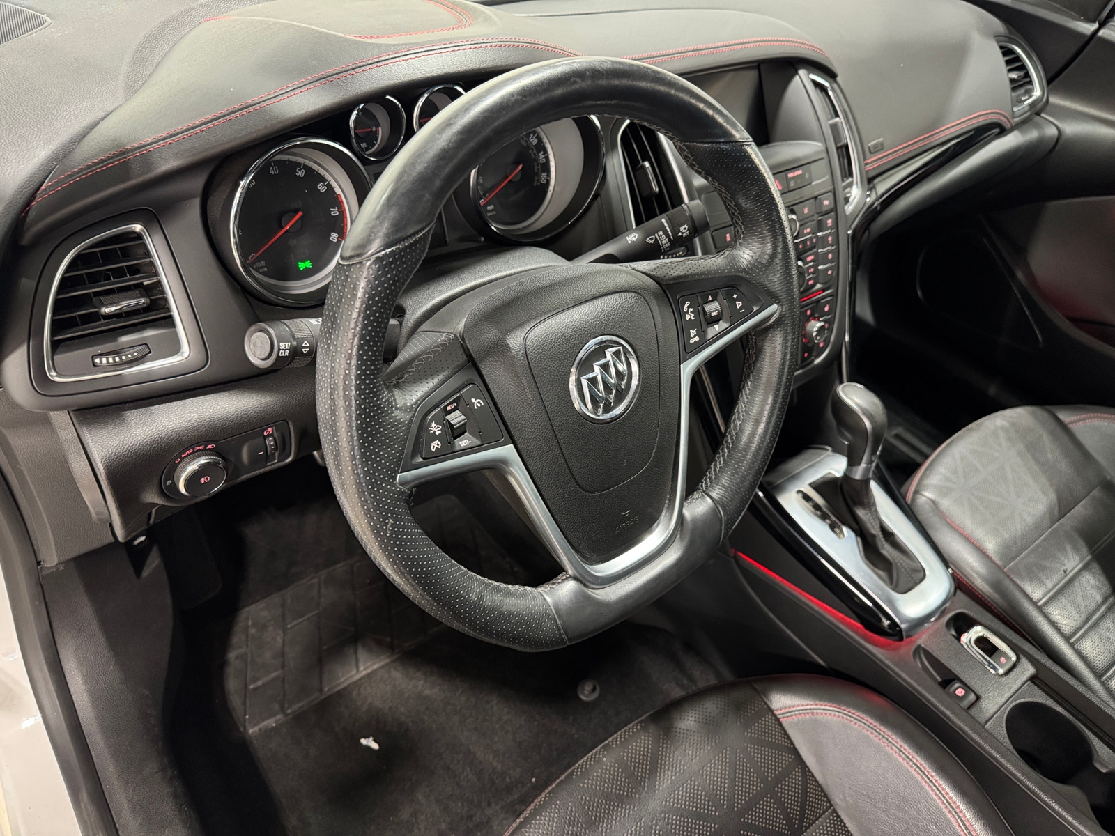 Thumbnail: 2018 Buick Cascada - 2