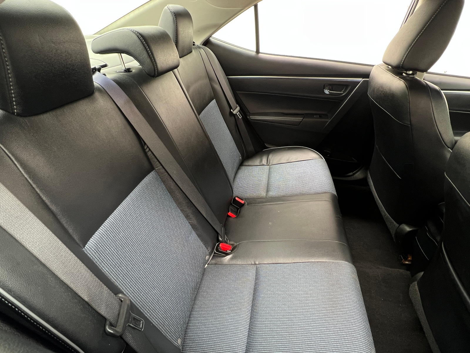 Thumbnail: 2014 Toyota Corolla - 6