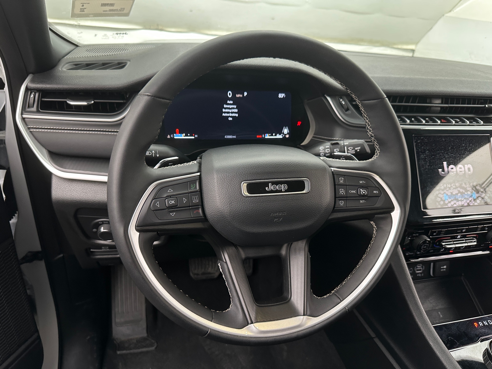Thumbnail: 2024 Jeep Grand Cherokee - 4