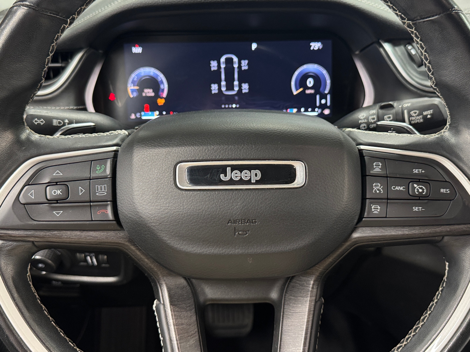 Thumbnail: 2021 Jeep Grand Cherokee L - 4