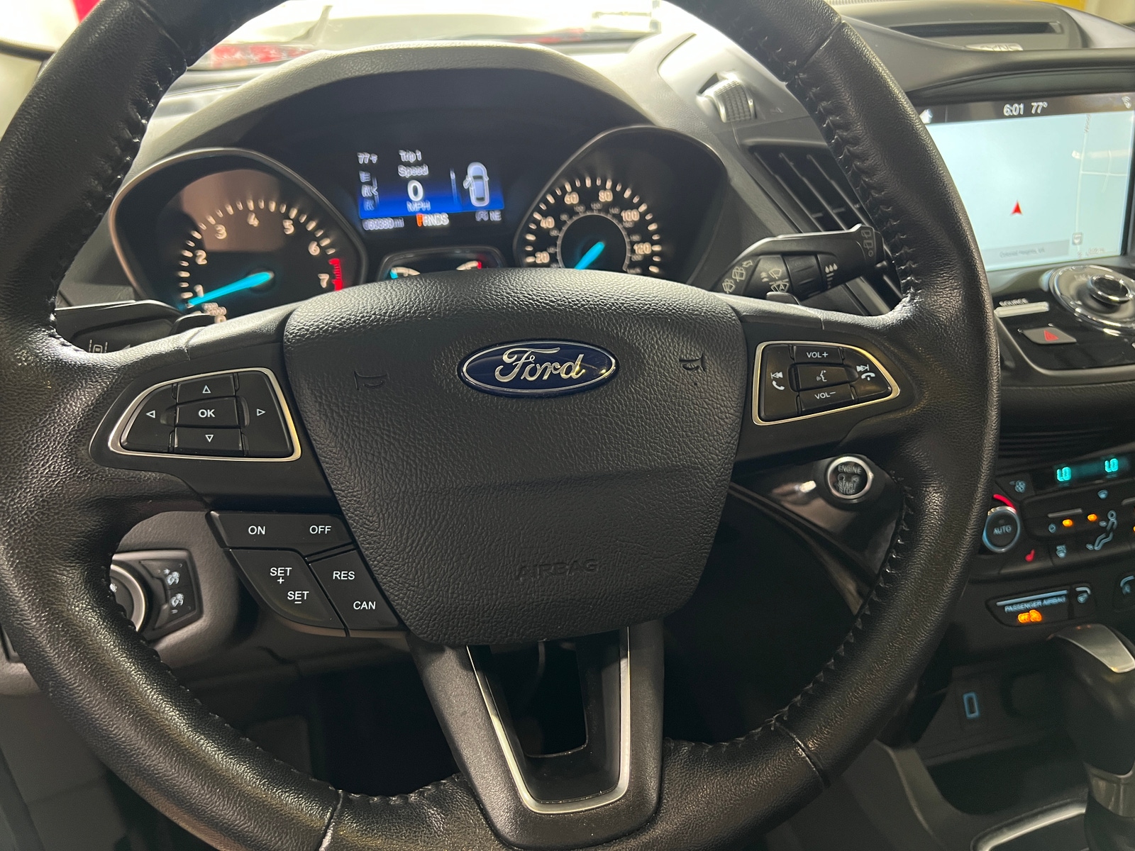 Thumbnail: 2017 Ford Escape - 4