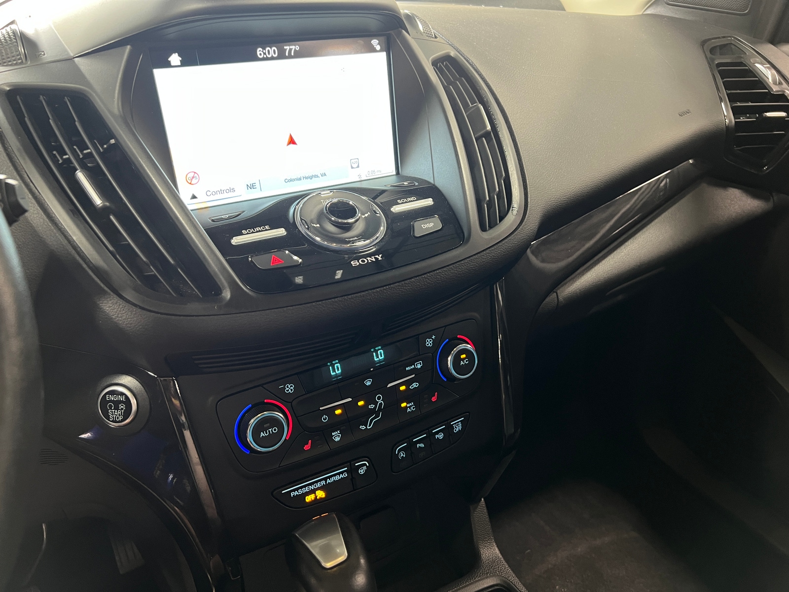 Thumbnail: 2017 Ford Escape - 3