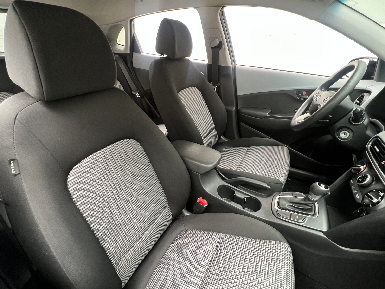 Thumbnail: 2020 Hyundai Kona - 2
