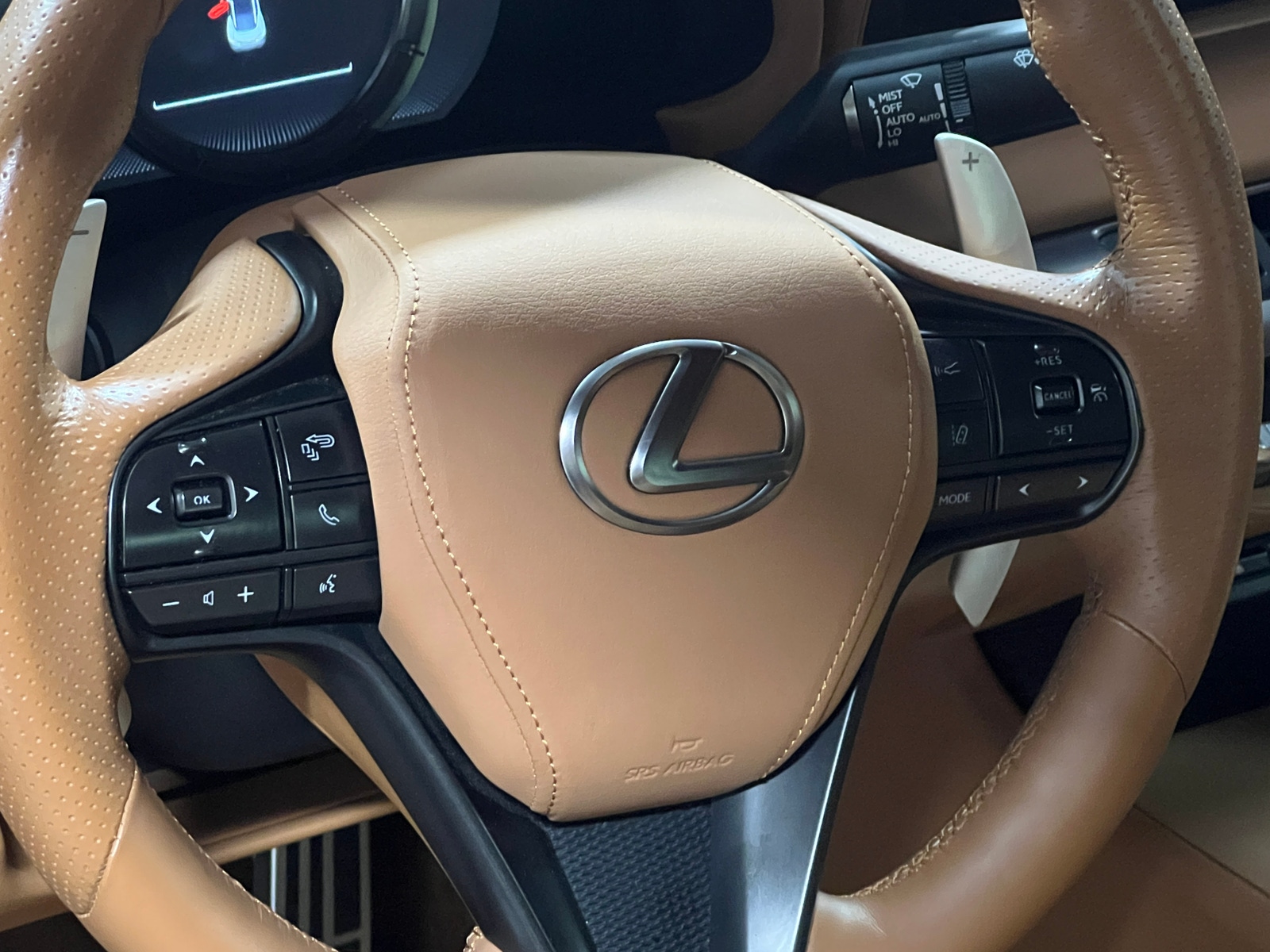 Thumbnail: 2018 Lexus LC - 3