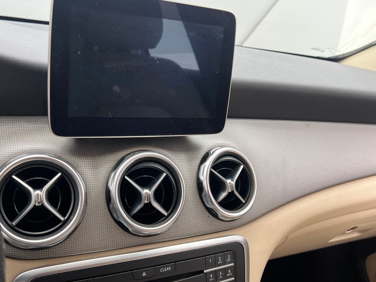 Thumbnail: 2018 Mercedes-Benz GLA - 3