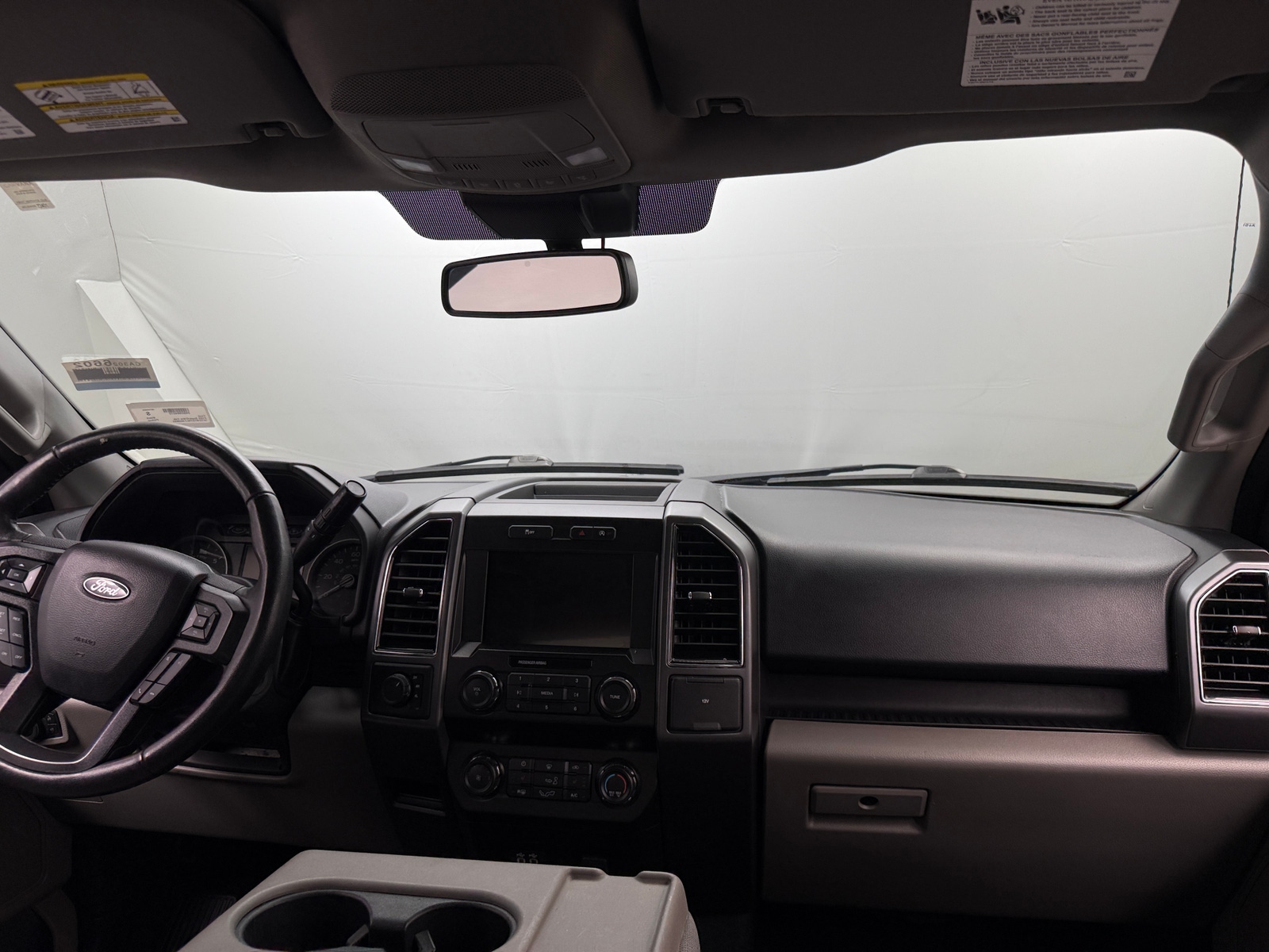 Thumbnail: 2020 Ford Econoline - 3