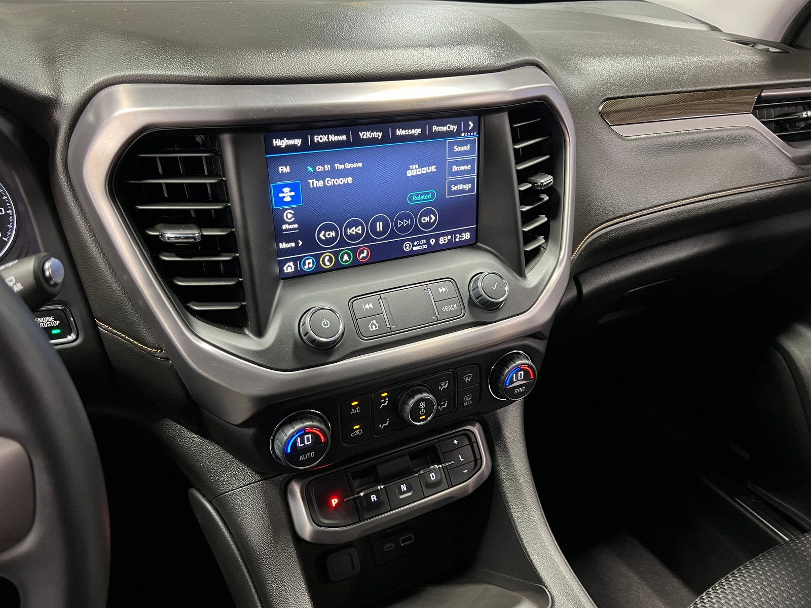 Thumbnail: 2022 GMC Acadia - 4