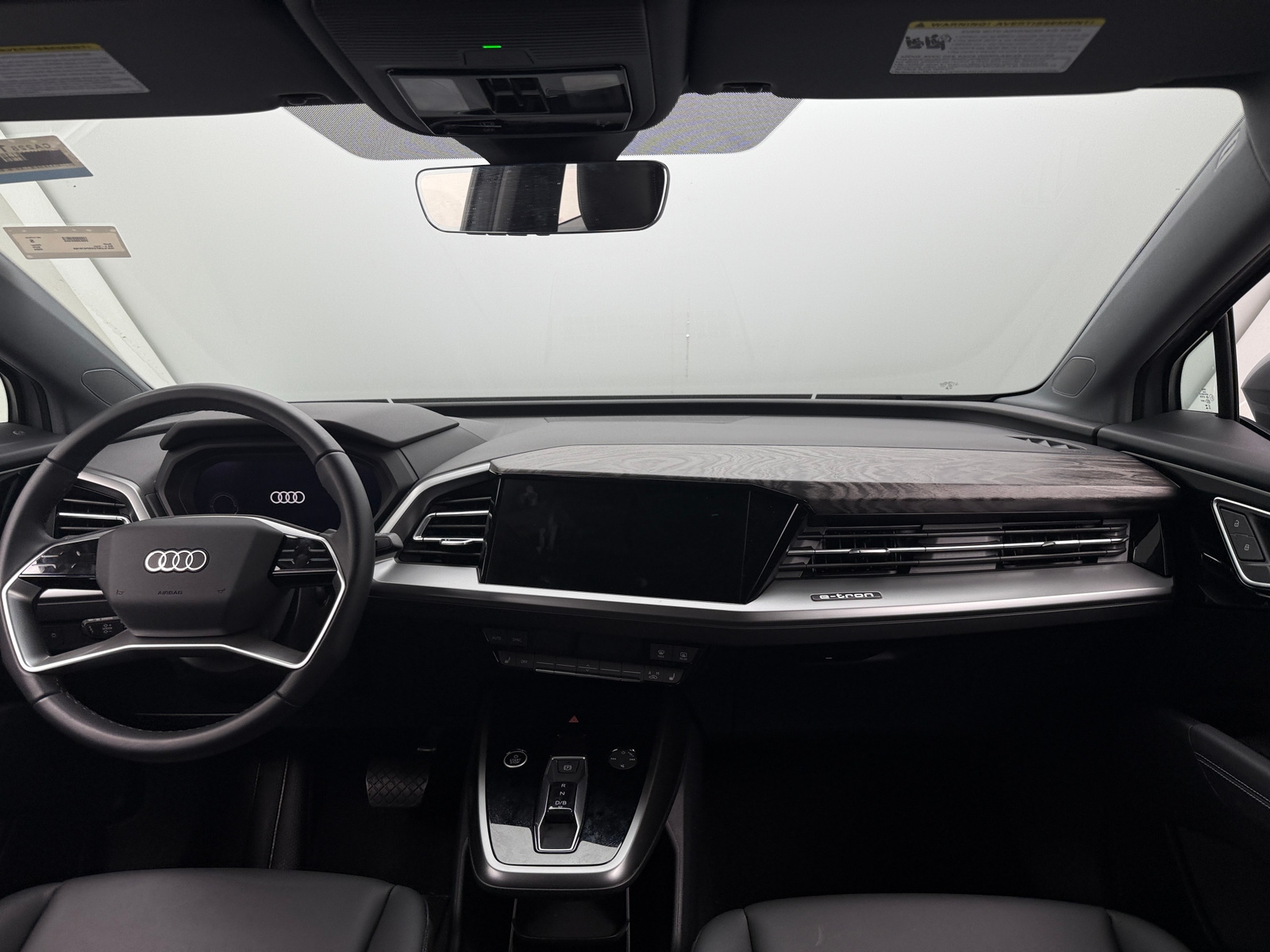 Thumbnail: 2024 Audi Q4 e-tron - 2