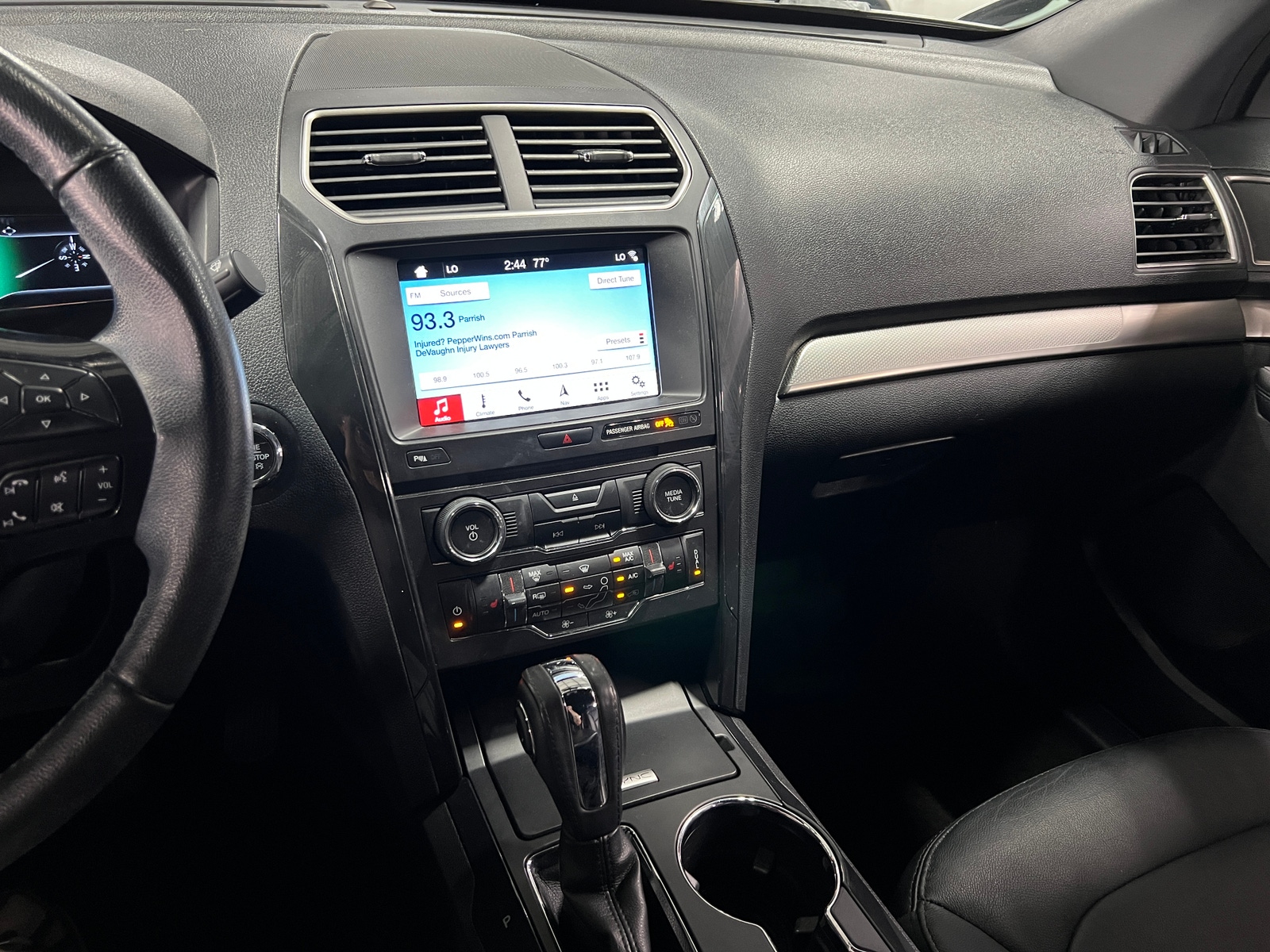 Thumbnail: 2018 Ford Explorer - 3