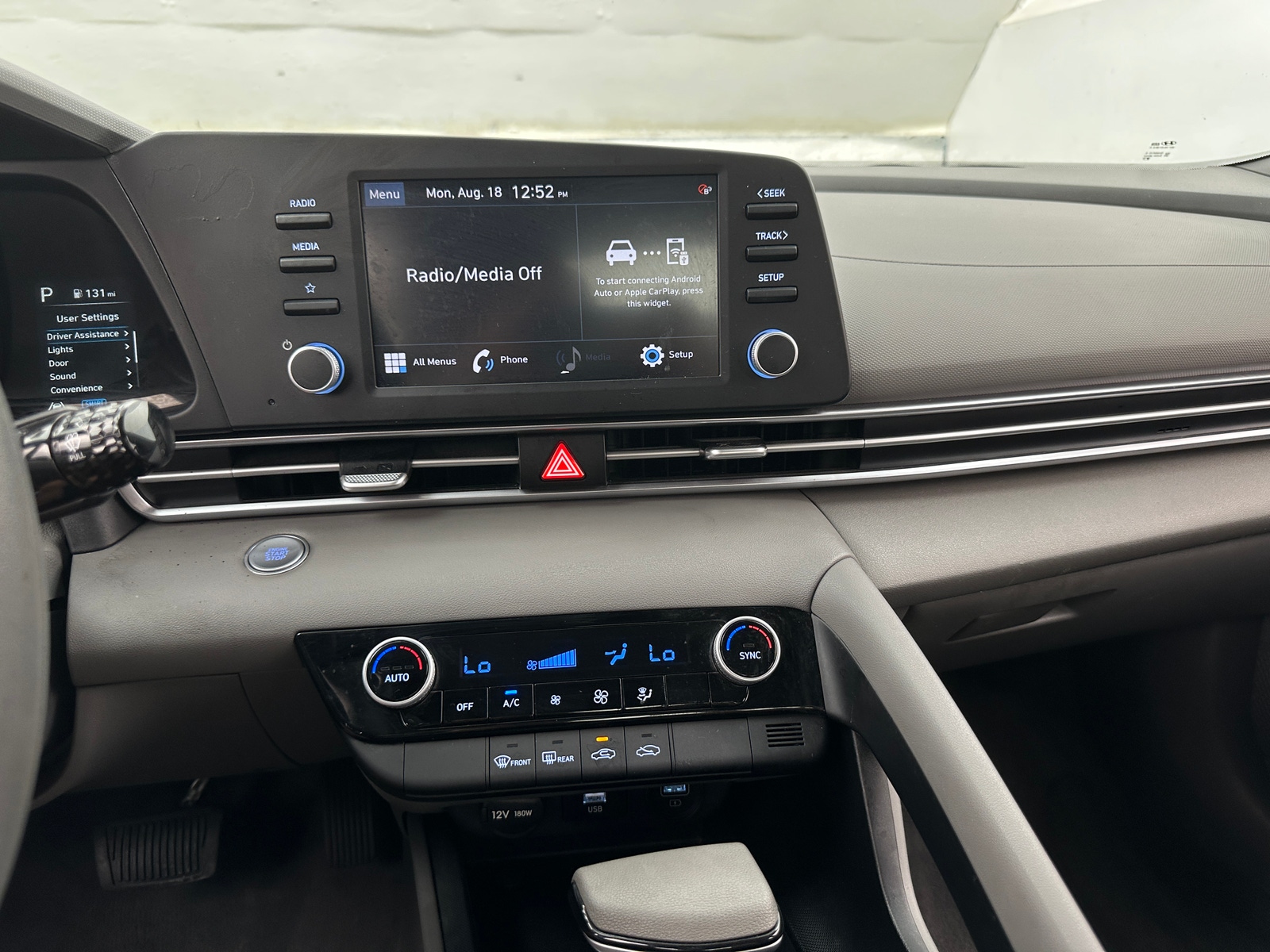 Thumbnail: 2023 Hyundai Elantra - 4