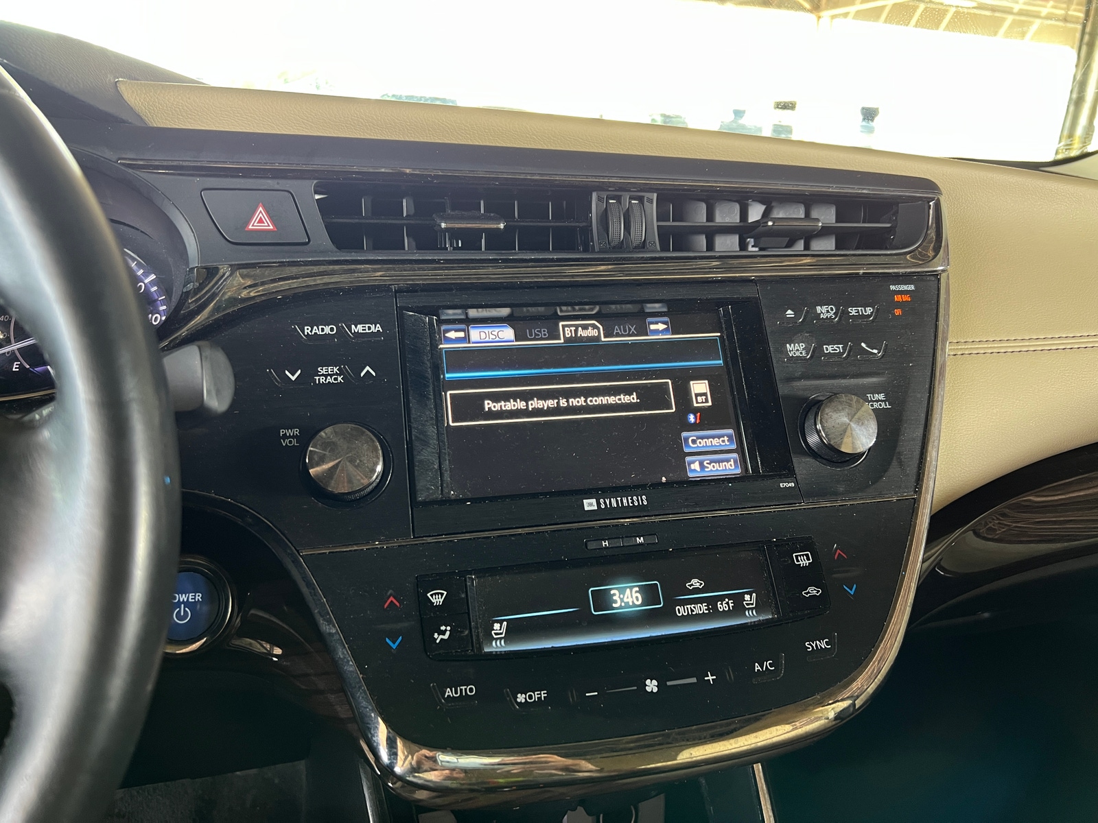 Thumbnail: 2014 Toyota Avalon - 3