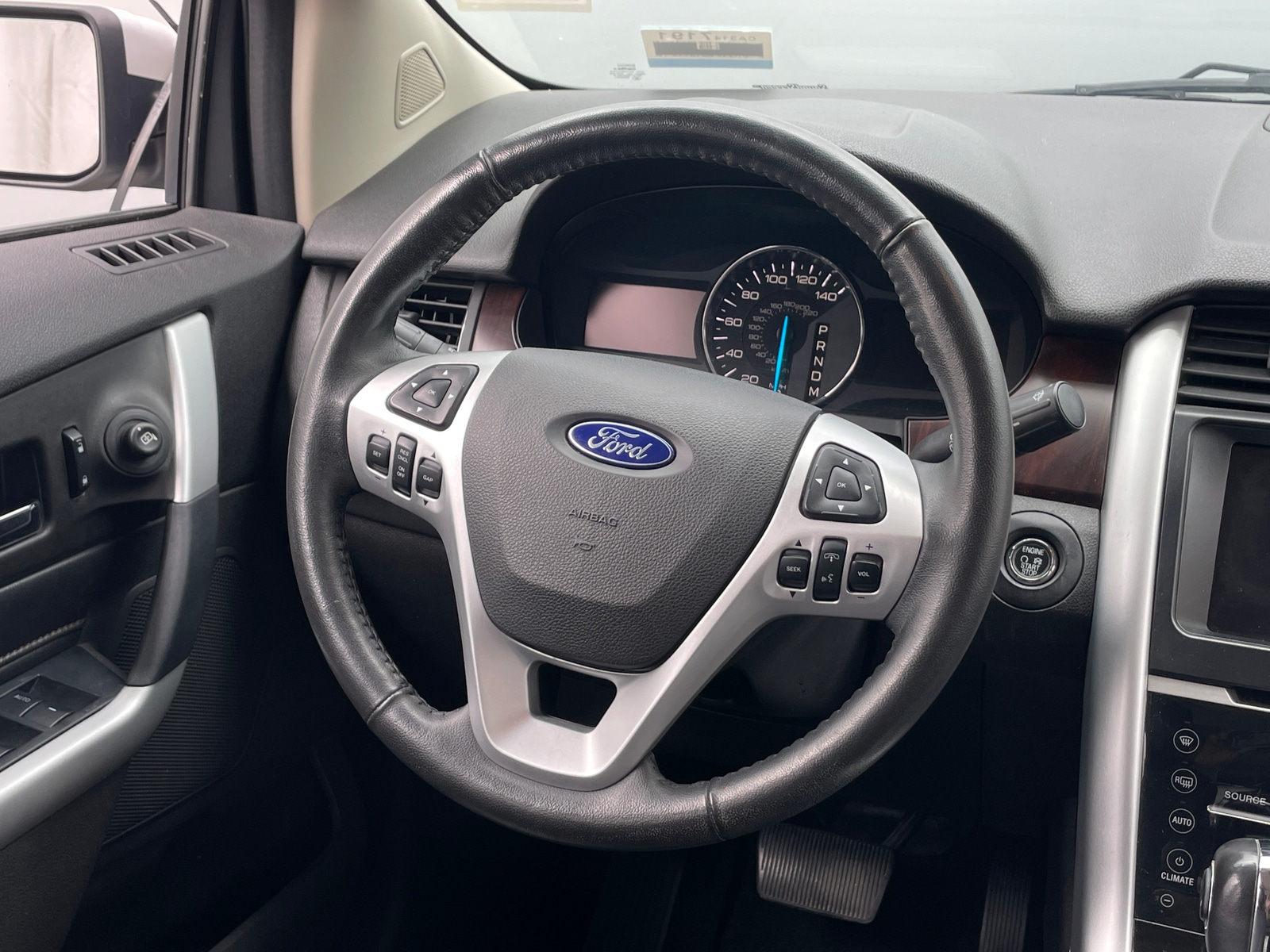 Thumbnail: 2011 Ford Edge - 4