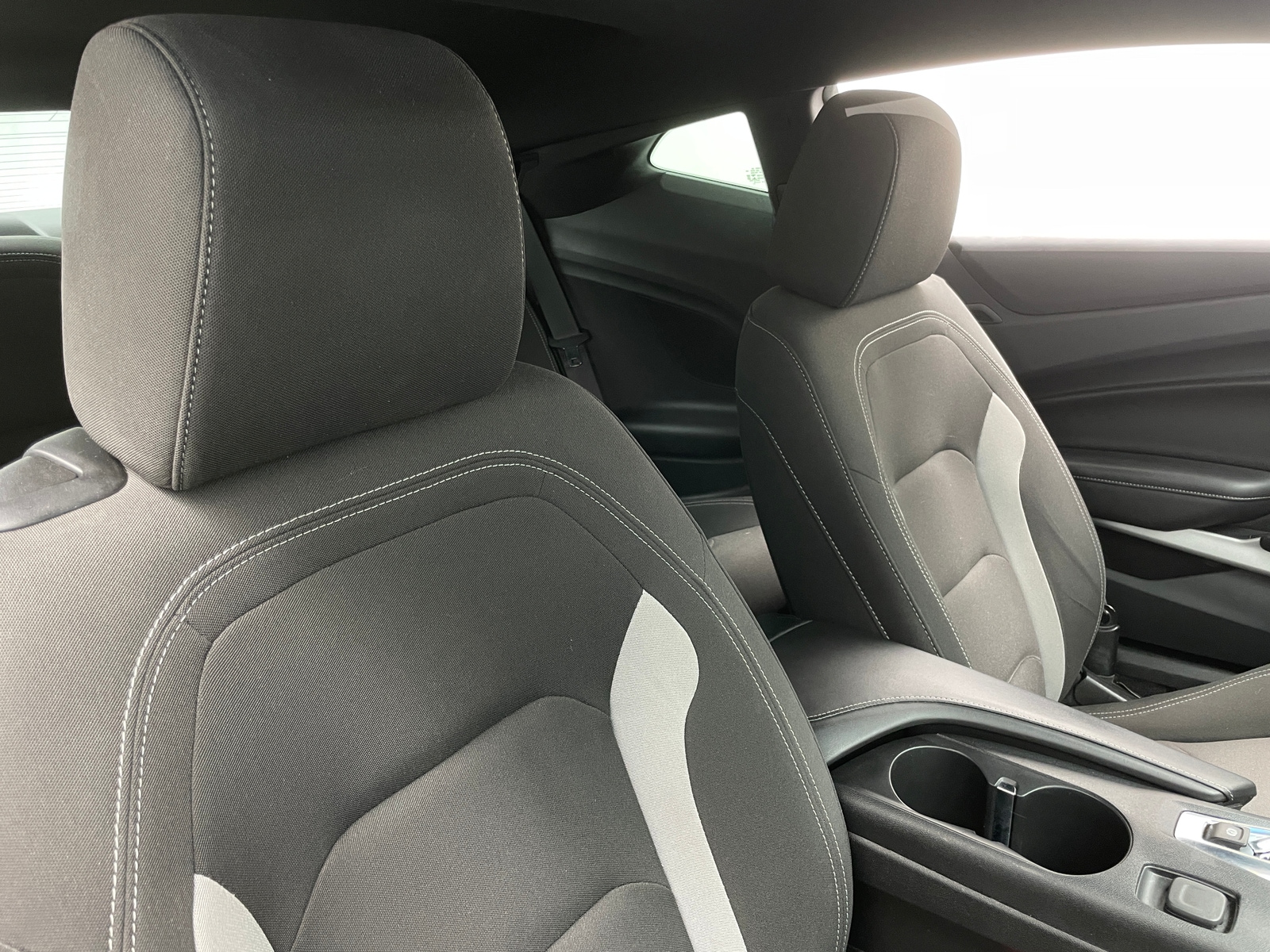 Thumbnail: 2019 Chevrolet Camaro - 2