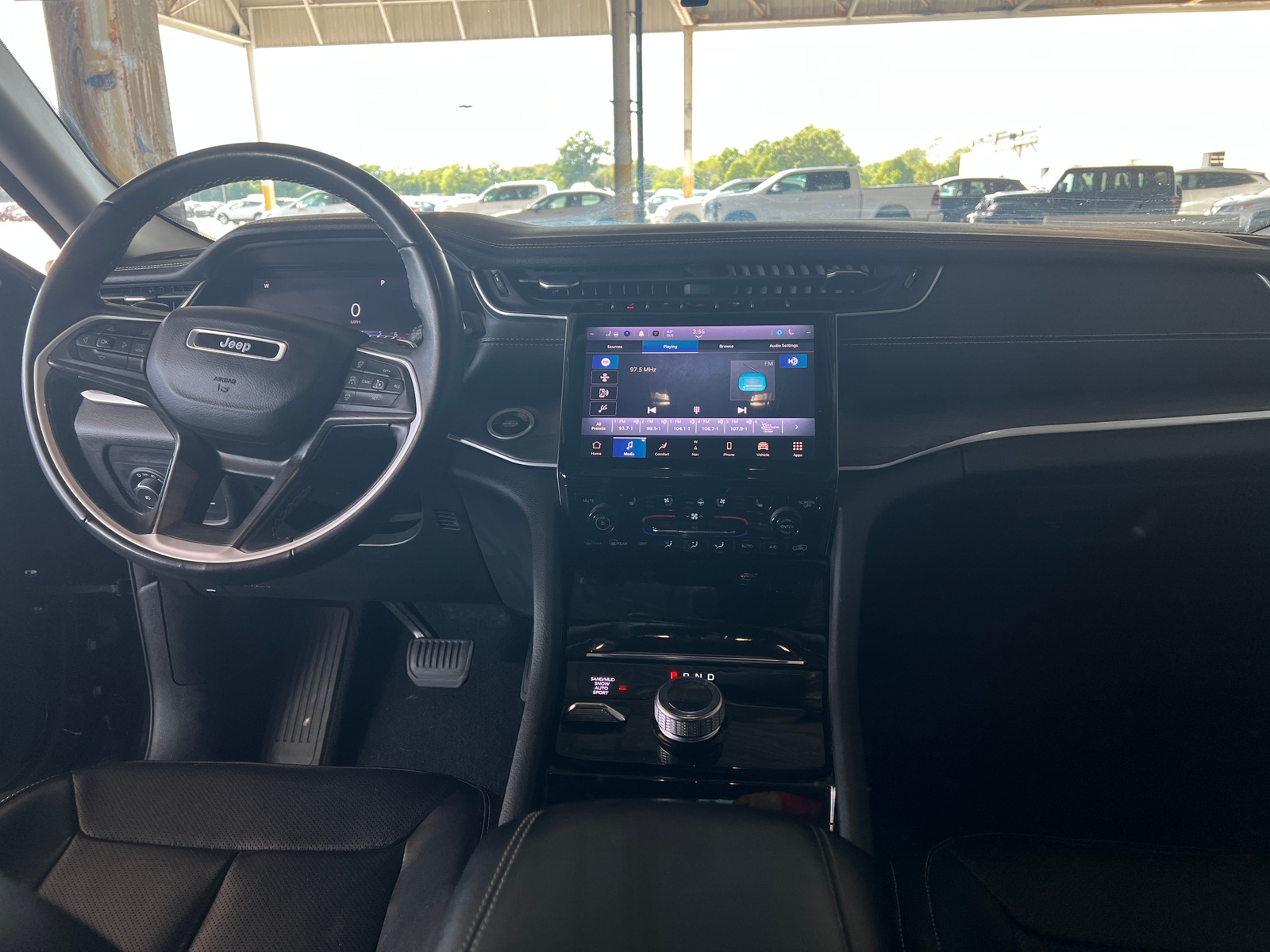 Thumbnail: 2022 Jeep Grand Cherokee L - 2