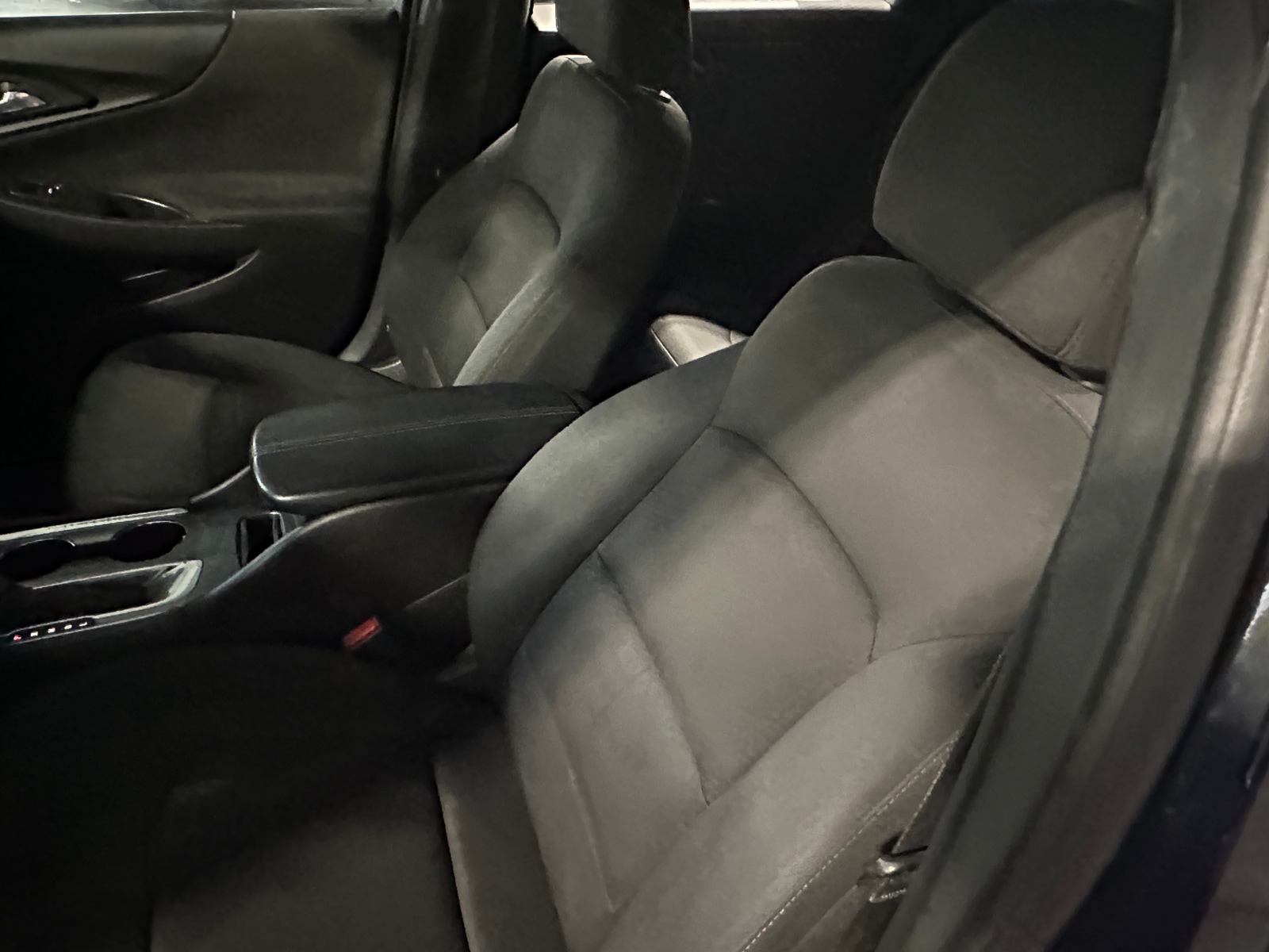Thumbnail: 2016 Chevrolet Malibu - 2