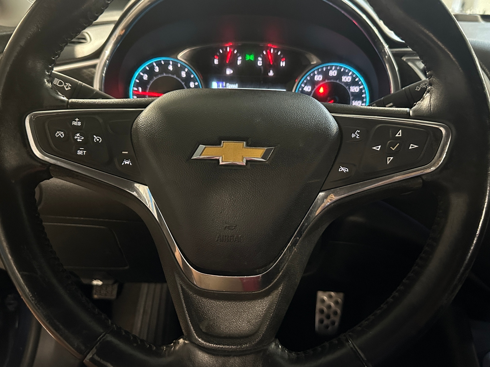 Thumbnail: 2016 Chevrolet Malibu - 5