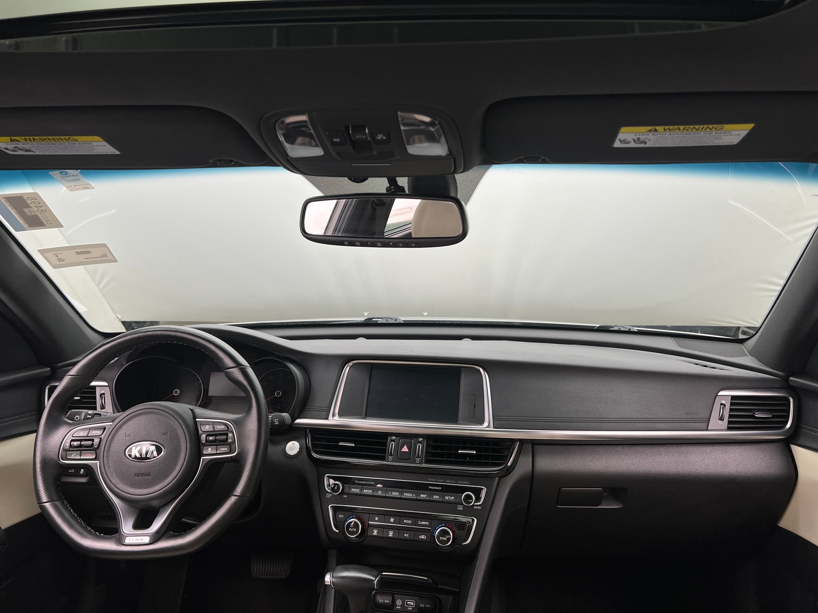 Thumbnail: 2018 Kia Optima - 2