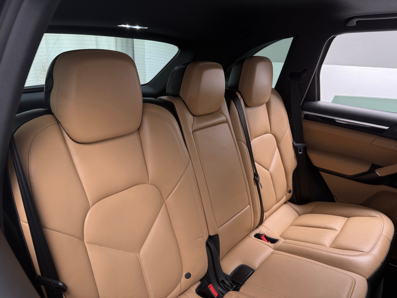 Thumbnail: 2016 Porsche Cayenne - 5