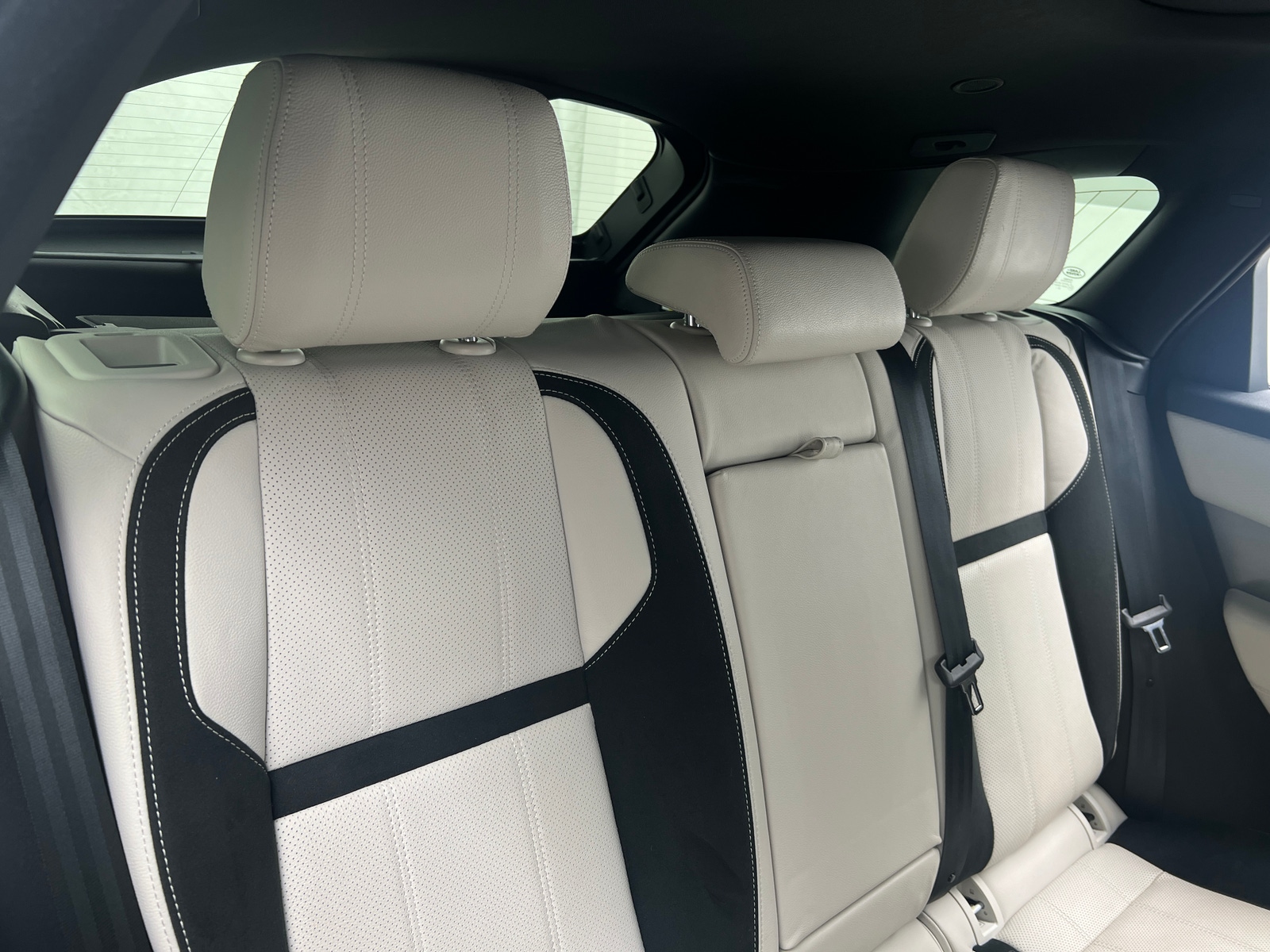 Thumbnail: 2021 Land Rover Range Rover Velar - 5