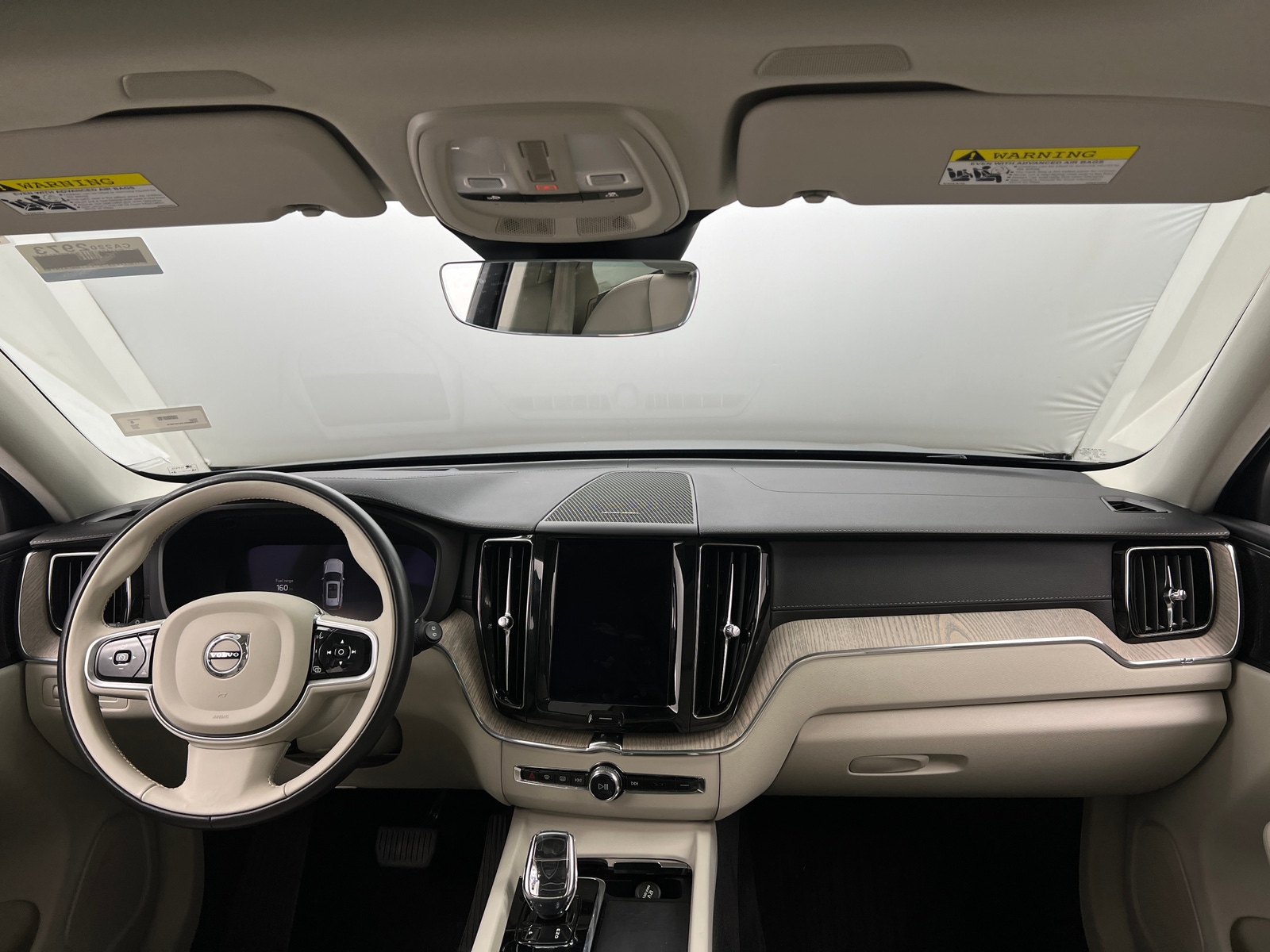 Thumbnail: 2022 Volvo XC60 - 2