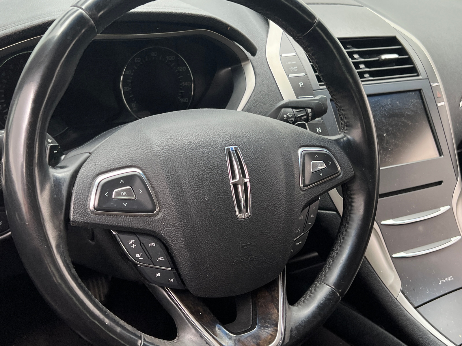 Thumbnail: 2016 Lincoln MKZ - 5