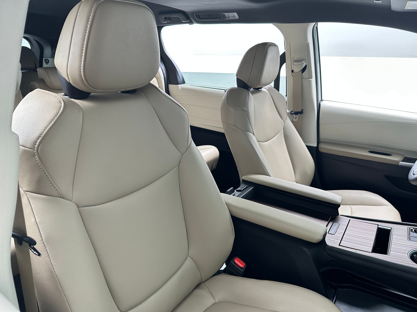 Thumbnail: 2024 Toyota Sienna - 2