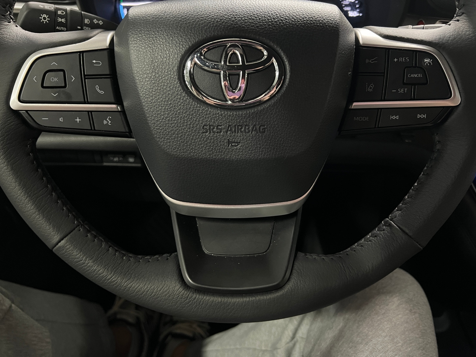 Thumbnail: 2024 Toyota Sienna - 5
