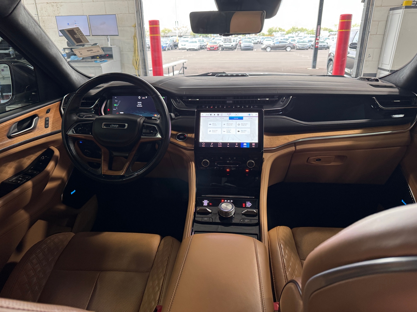 Thumbnail: 2022 Jeep Grand Cherokee - 2