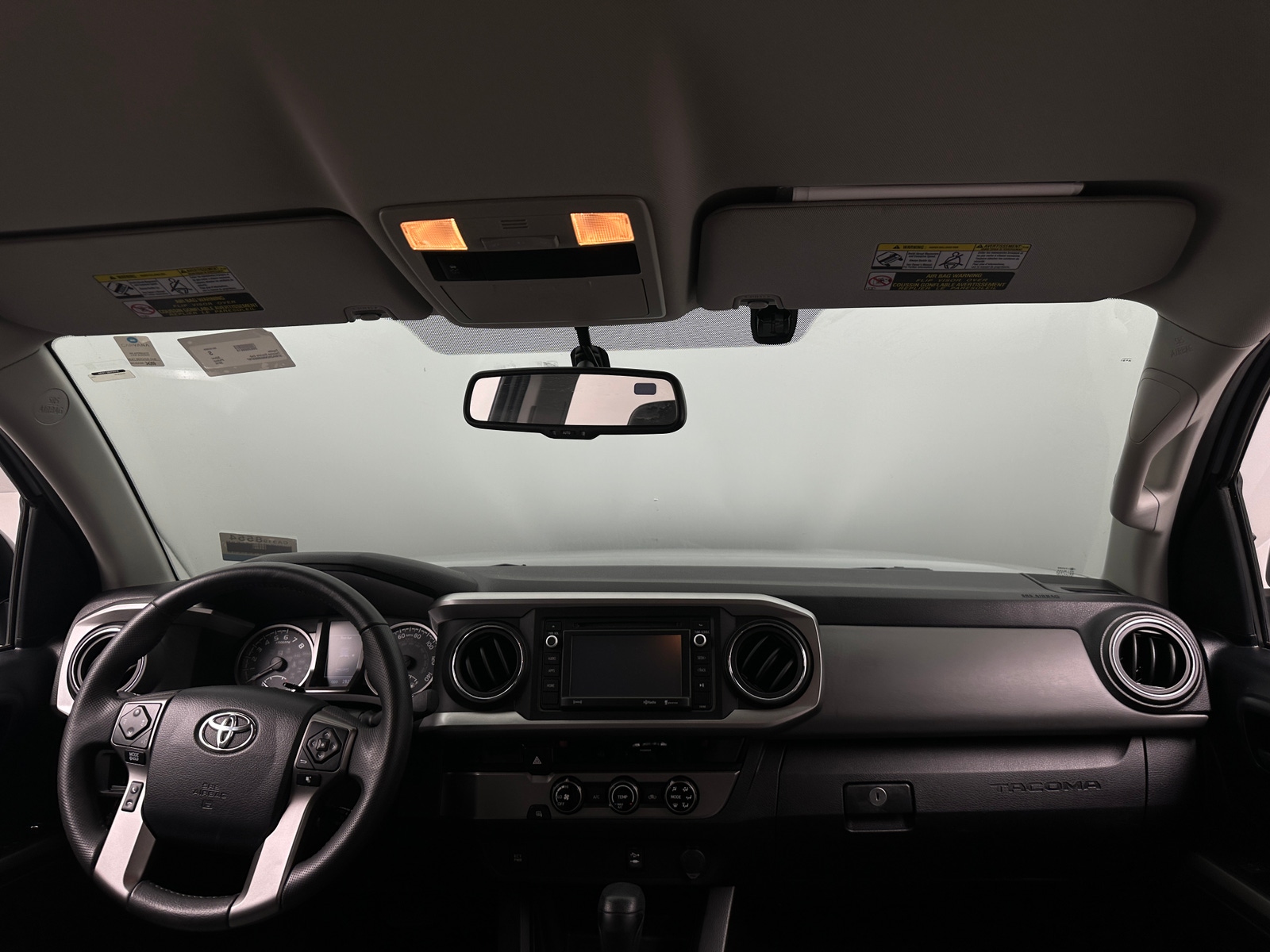 Thumbnail: 2016 Toyota Tacoma - 3