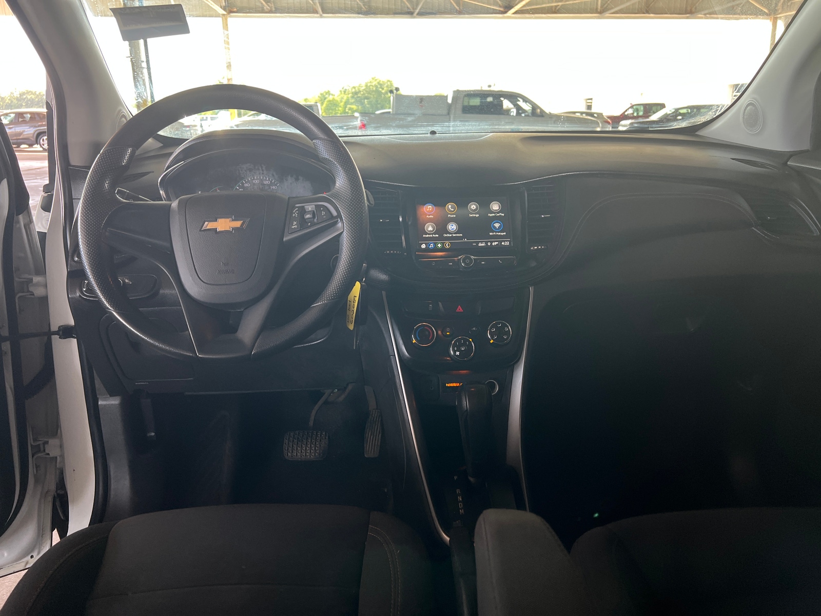 Thumbnail: 2018 Chevrolet Trax - 3