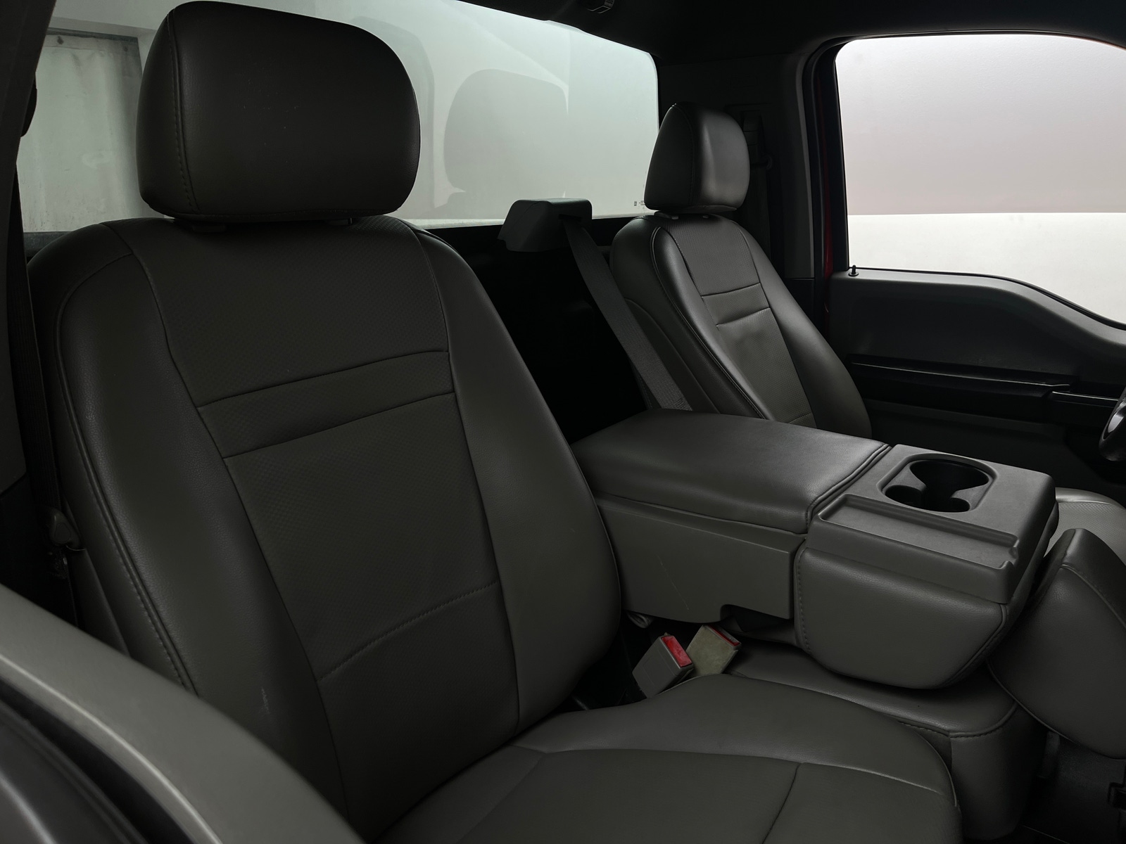 Thumbnail: 2019 Ford Econoline - 2