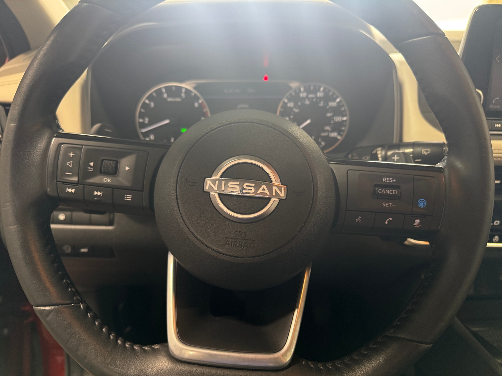 Thumbnail: 2023 Nissan Rogue - 4