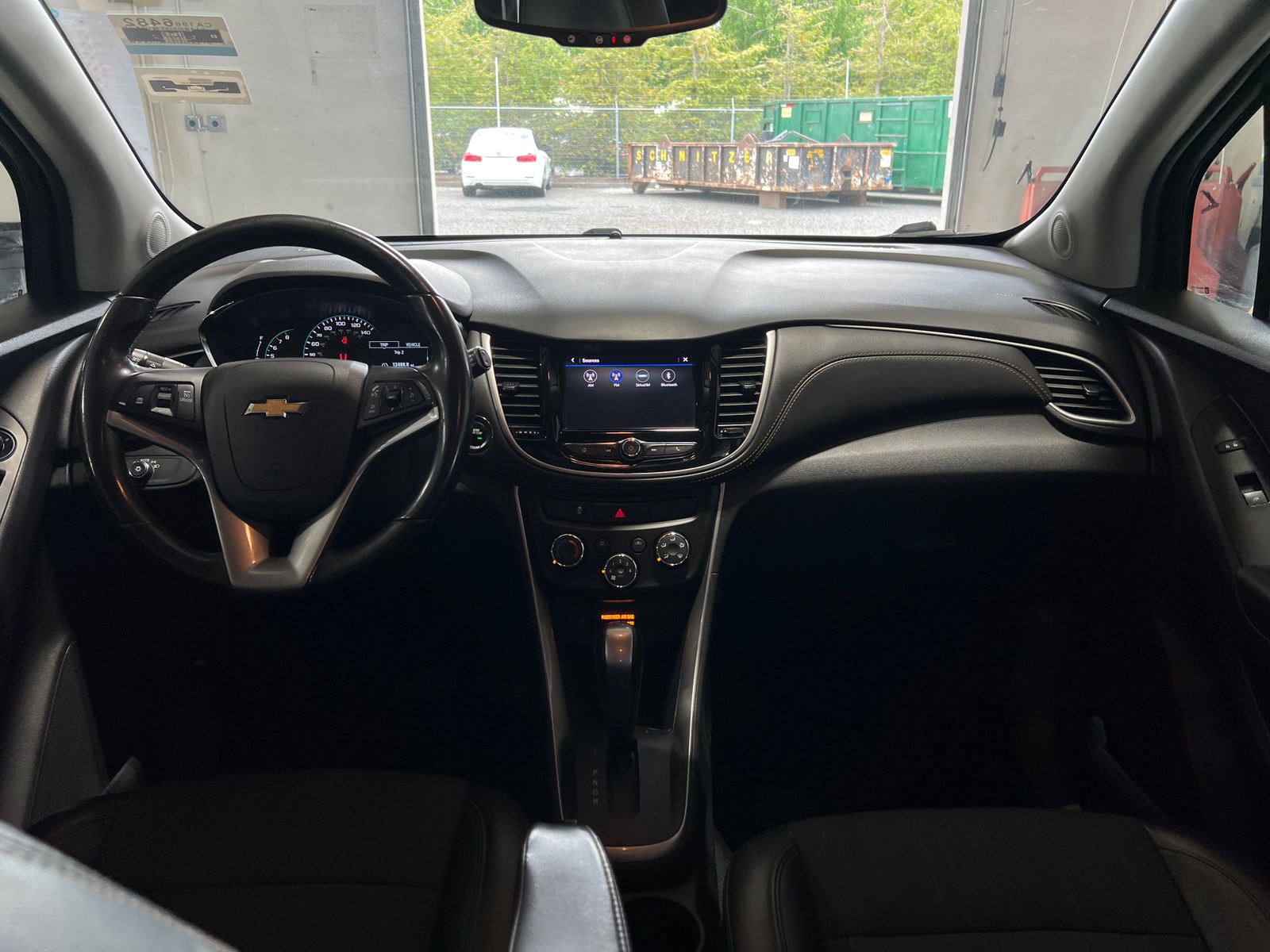 Thumbnail: 2021 Chevrolet Trax - 3