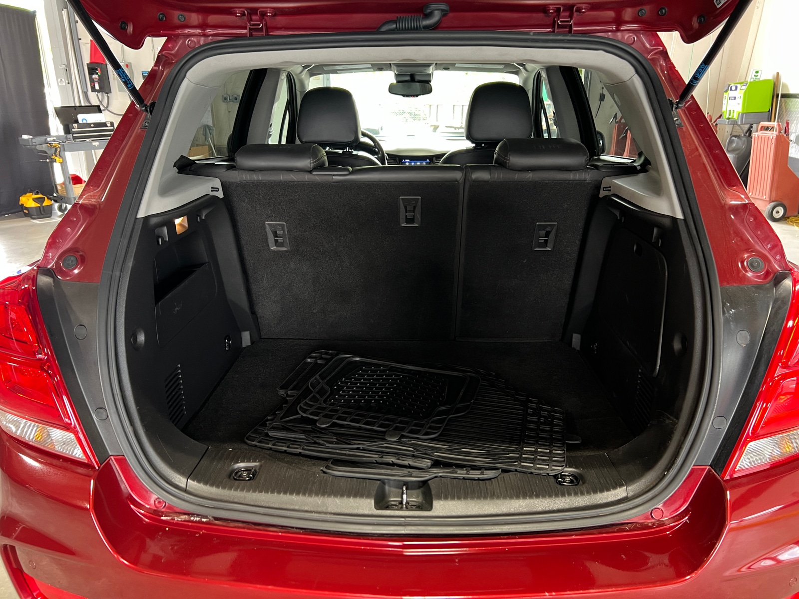 Thumbnail: 2021 Chevrolet Trax - 7