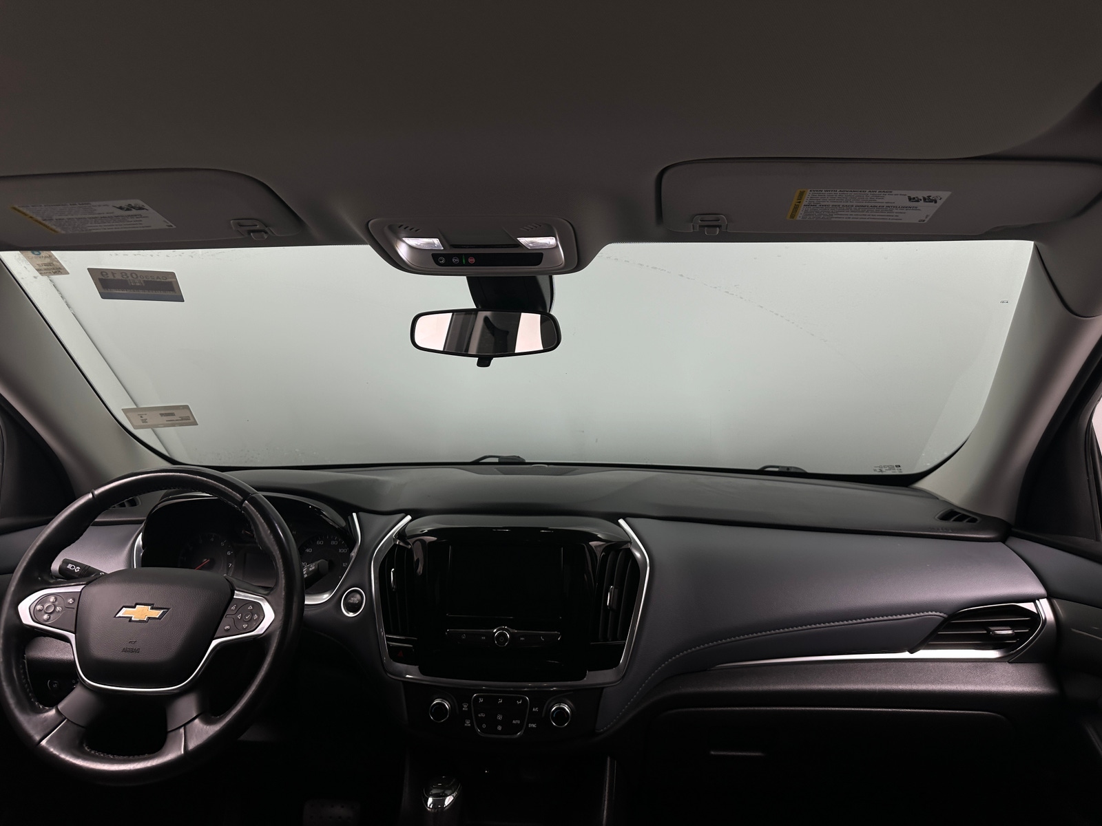 Thumbnail: 2020 Chevrolet Traverse - 3
