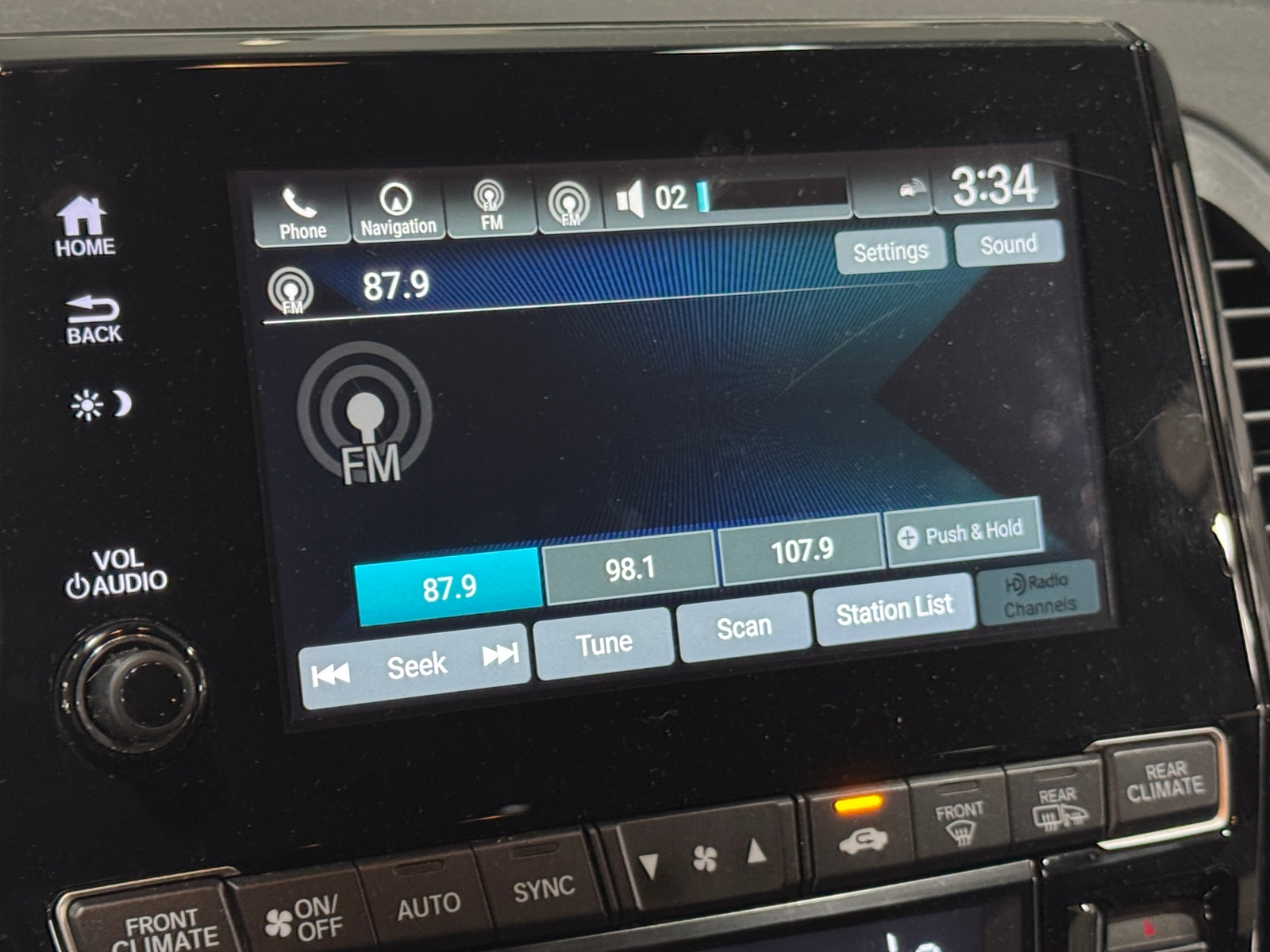 Thumbnail: 2019 Honda Odyssey - 3