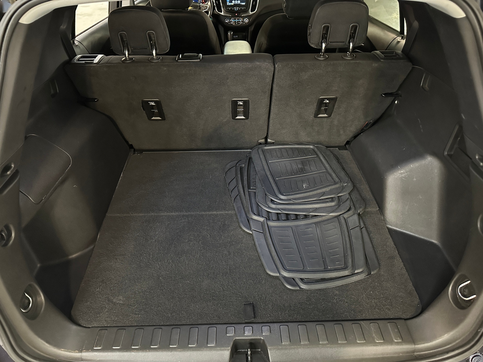 Thumbnail: 2019 Chevrolet Equinox - 7