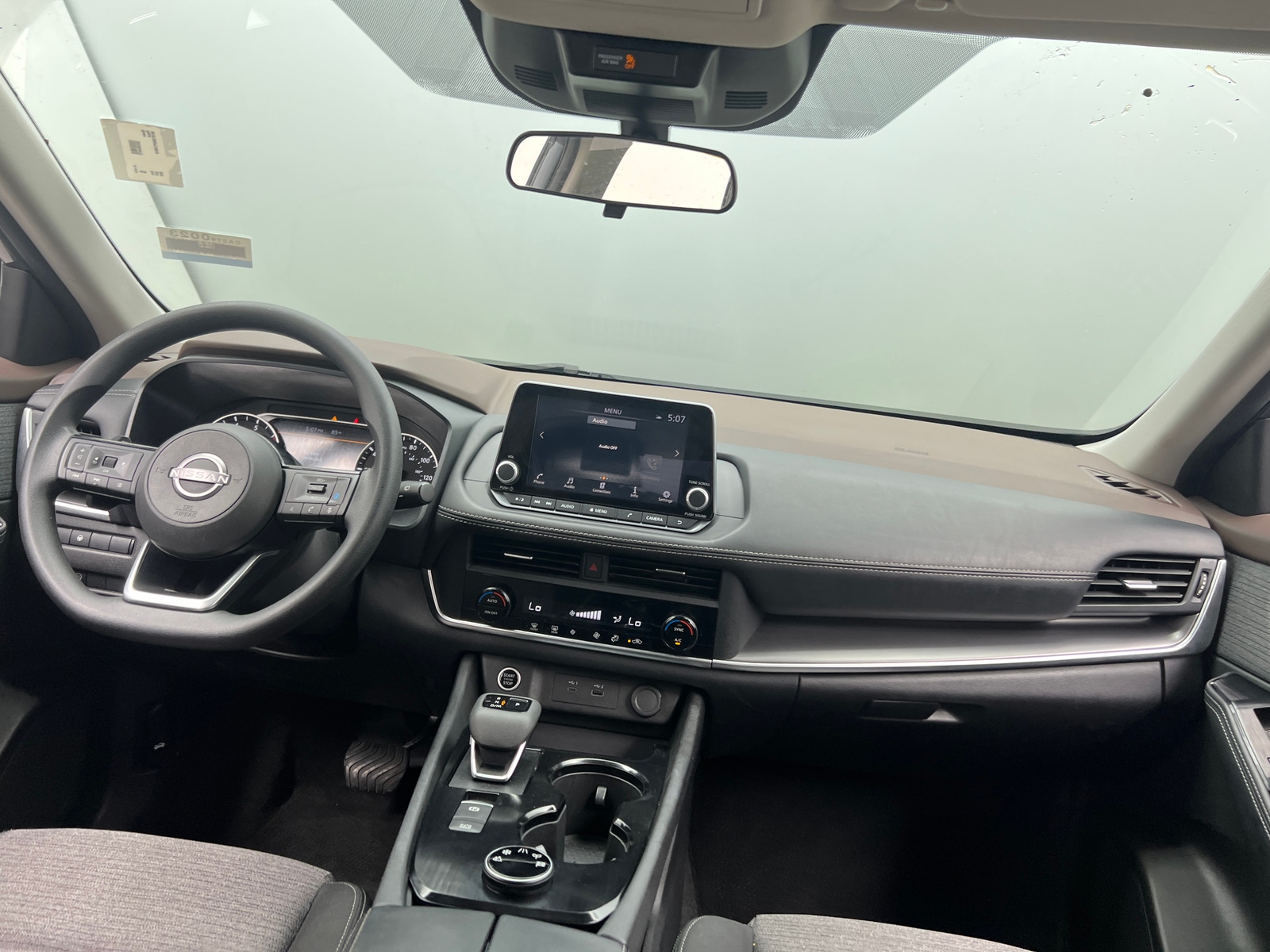 Thumbnail: 2023 Nissan Rogue - 3