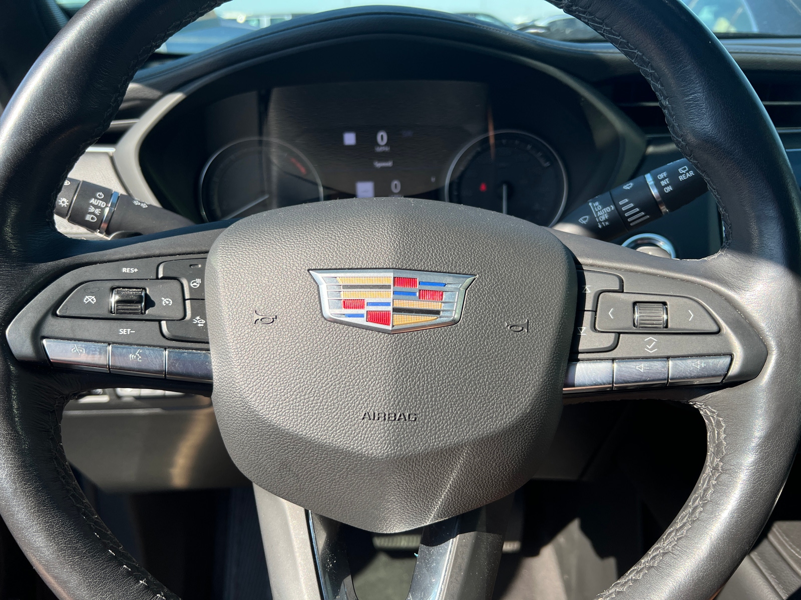 Thumbnail: 2020 Cadillac XT4 - 4